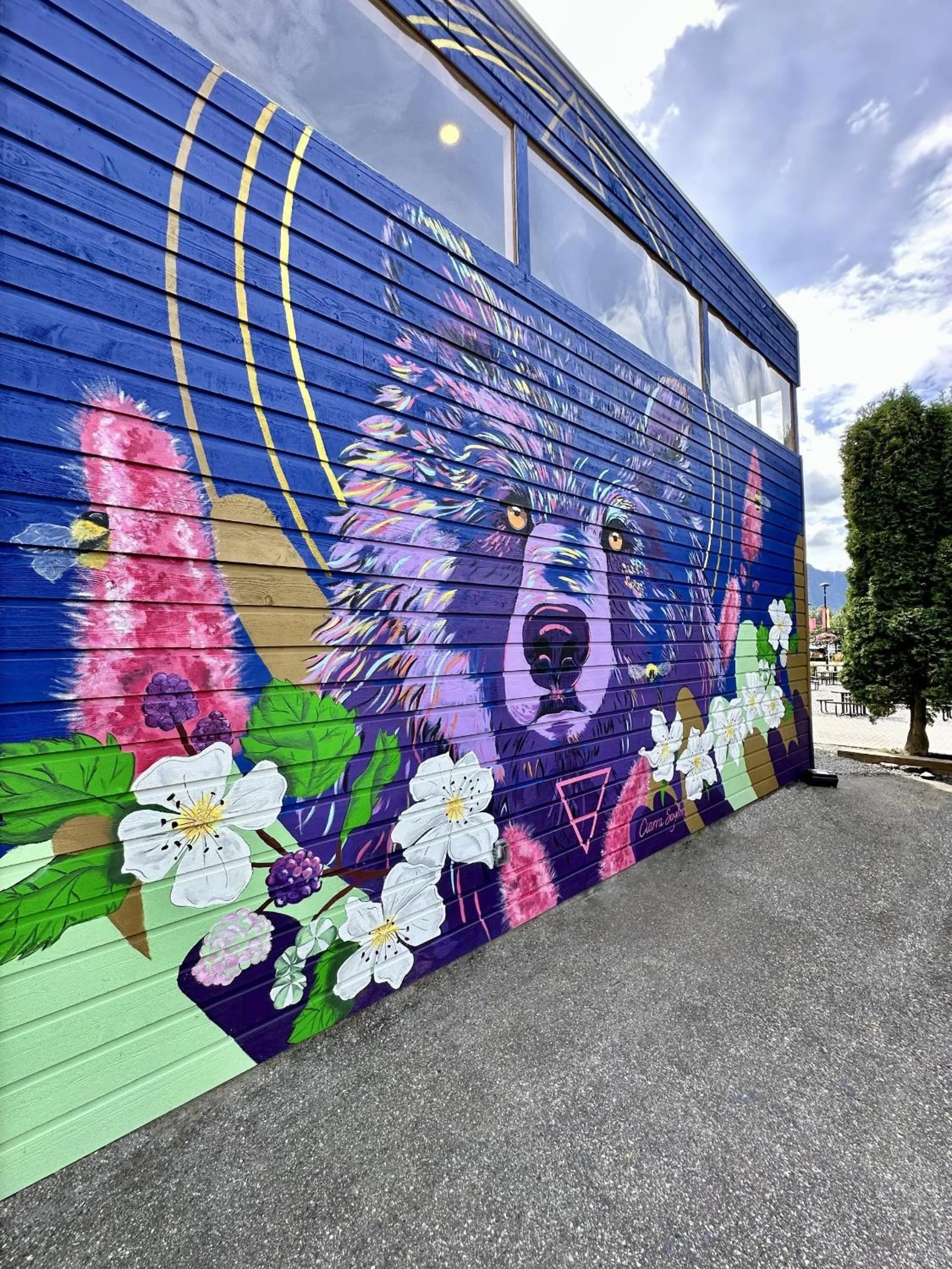 Parking in August Jack Inn