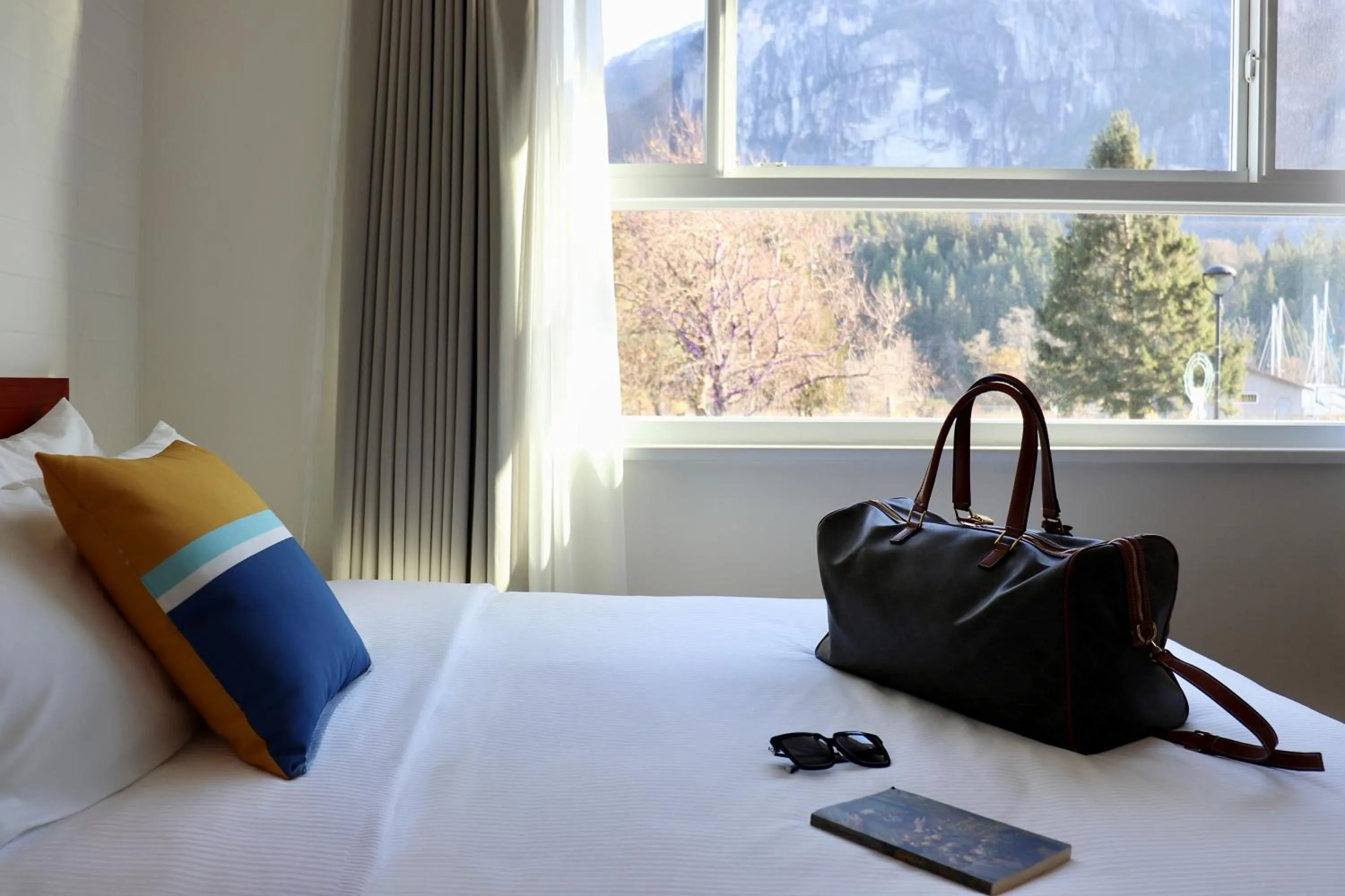 Bed in August Jack Inn