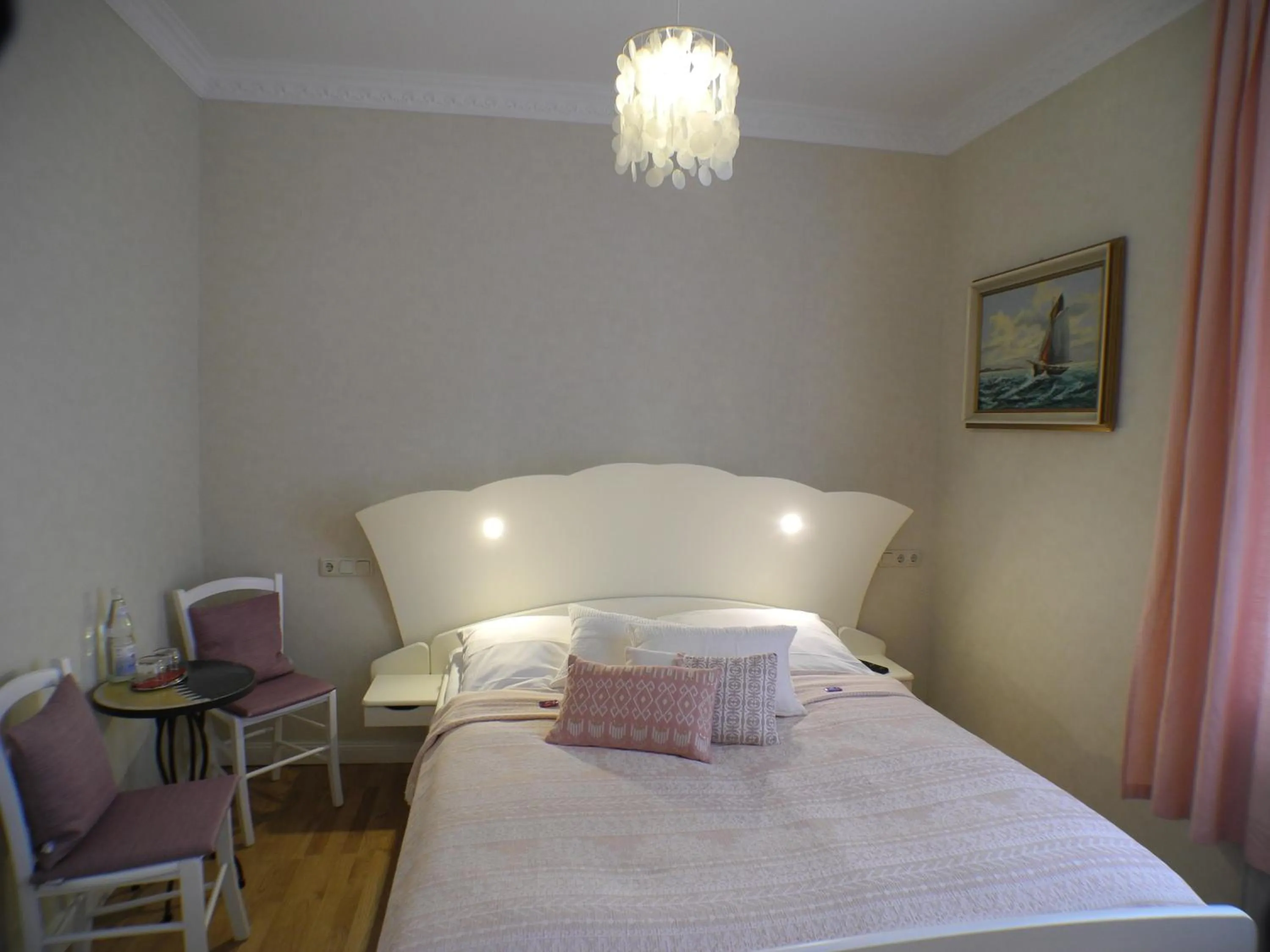 Photo of the whole room, Bed in Stadtparkhotel Alexandra