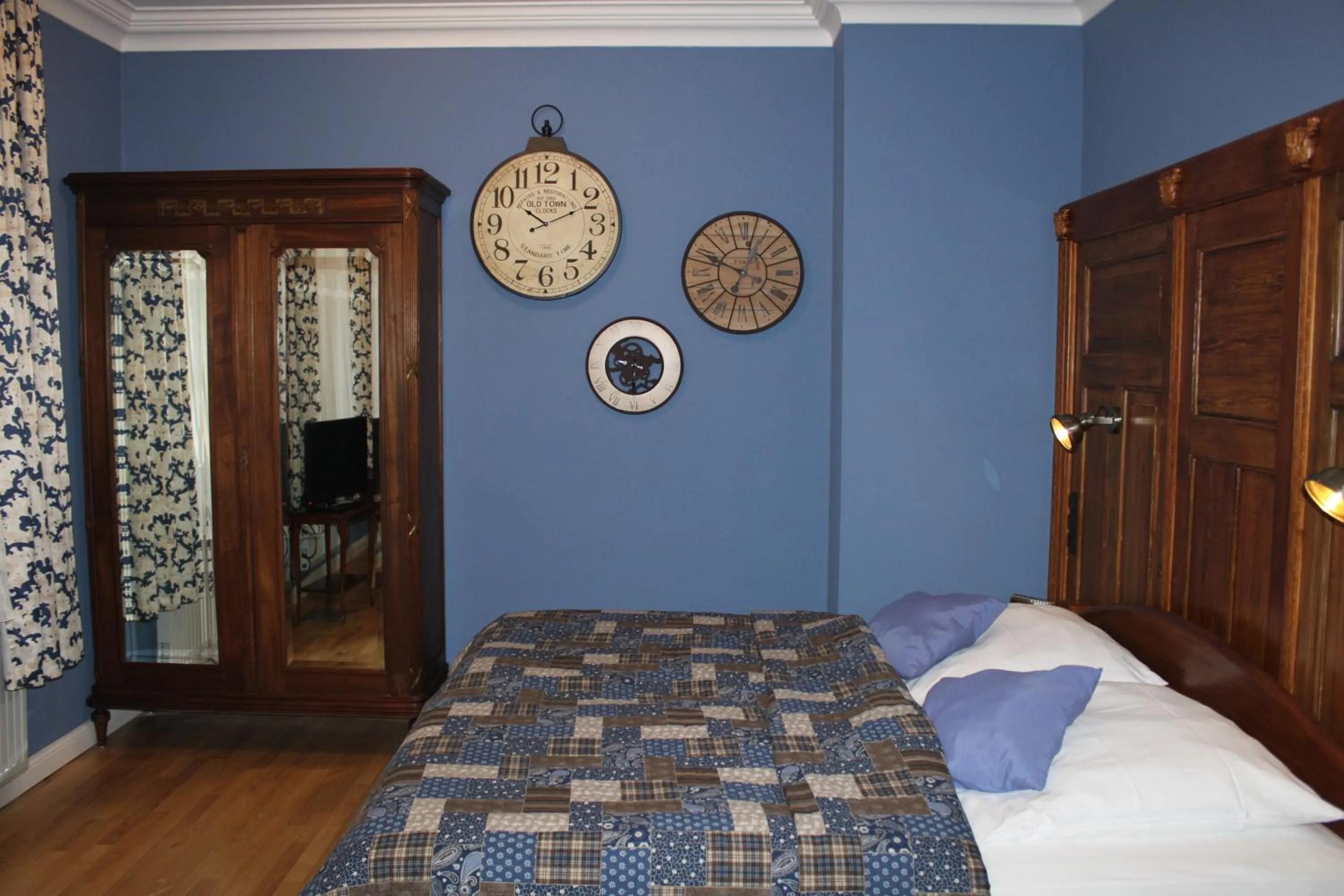 Photo of the whole room, Bed in Stadtparkhotel Alexandra