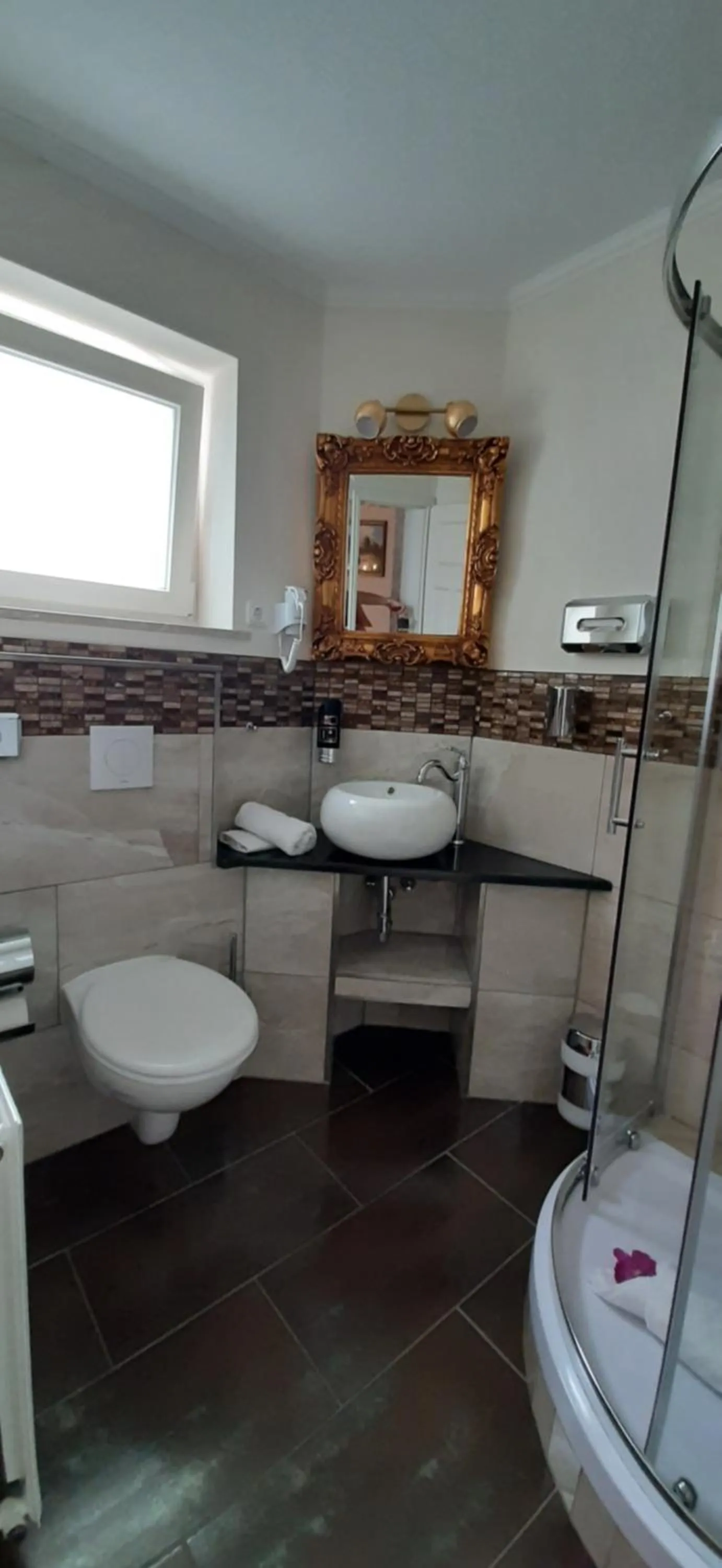 Bathroom in Stadtparkhotel Alexandra