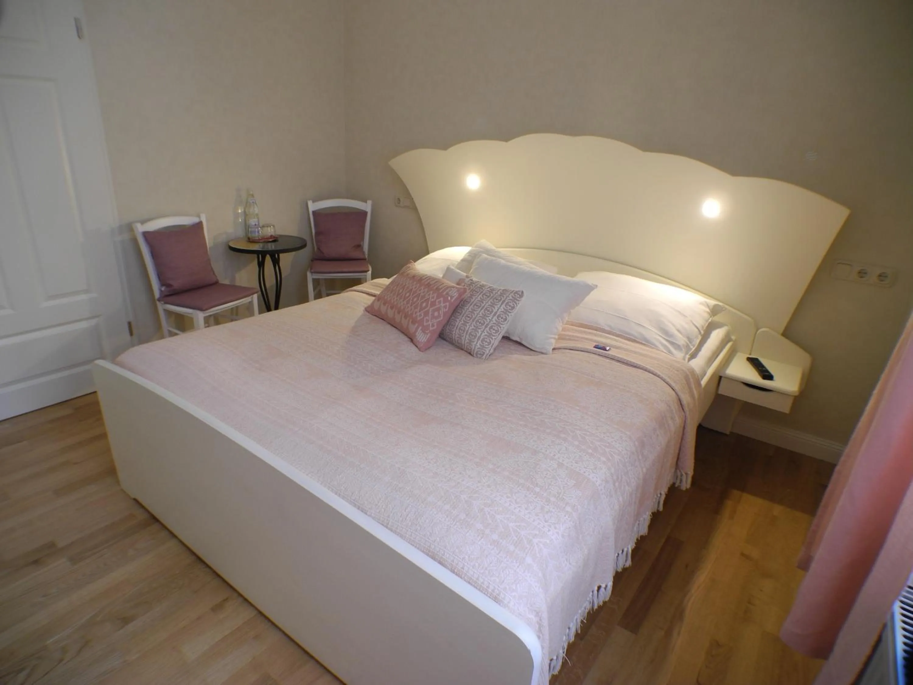 Photo of the whole room, Bed in Stadtparkhotel Alexandra