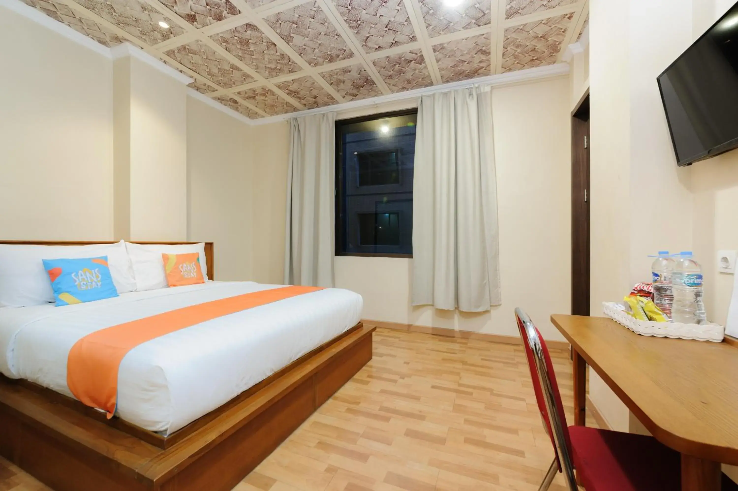 Bedroom, Bed in Sans Vibes Joe Hotel Soekarno Hatta Airport Bedroom, Bed in Sans Vibes Joe Hotel Soekarno Hatta Airport