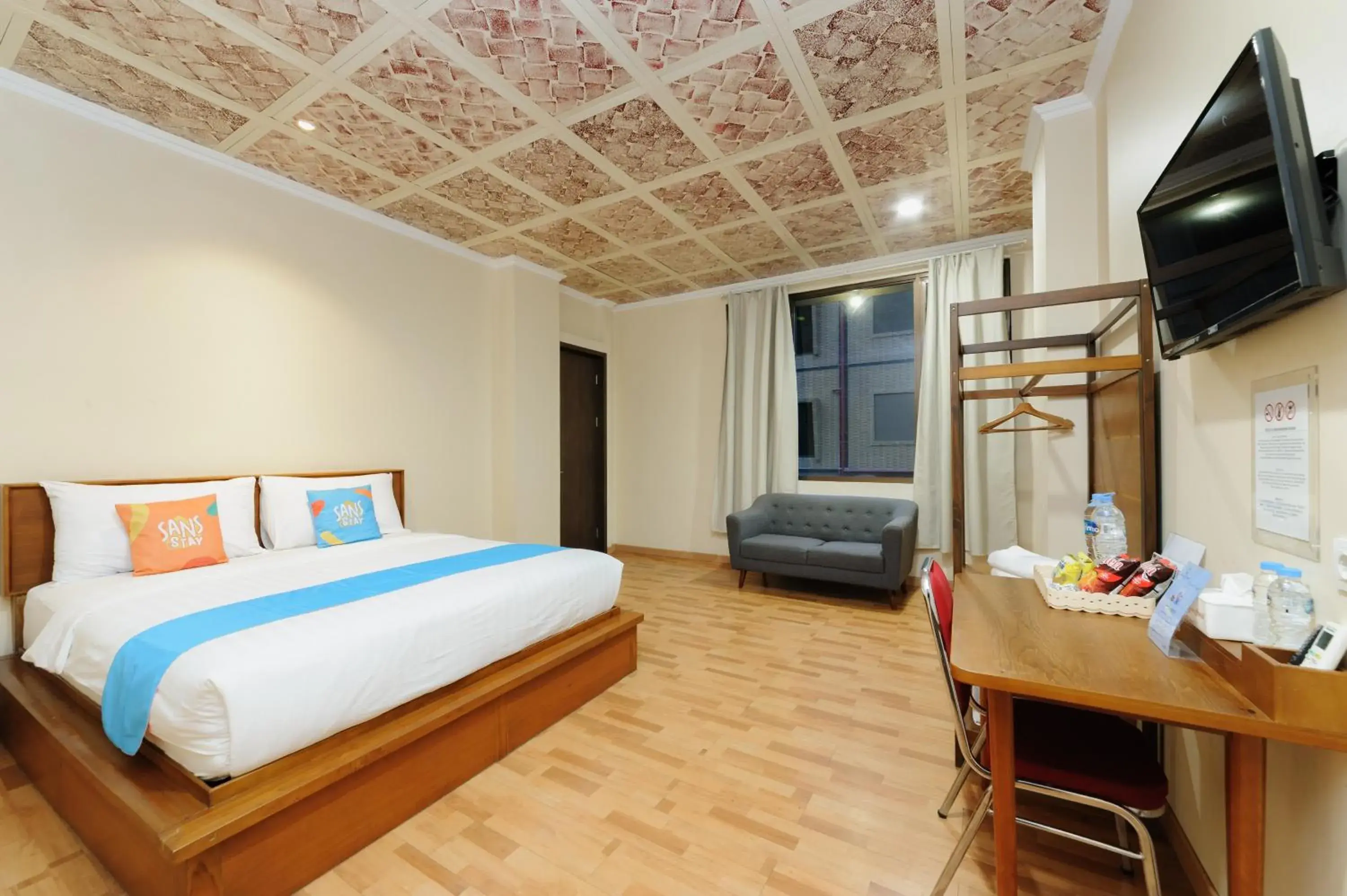 Bedroom, Bed in Sans Vibes Joe Hotel Soekarno Hatta Airport Bedroom, Bed in Sans Vibes Joe Hotel Soekarno Hatta Airport
