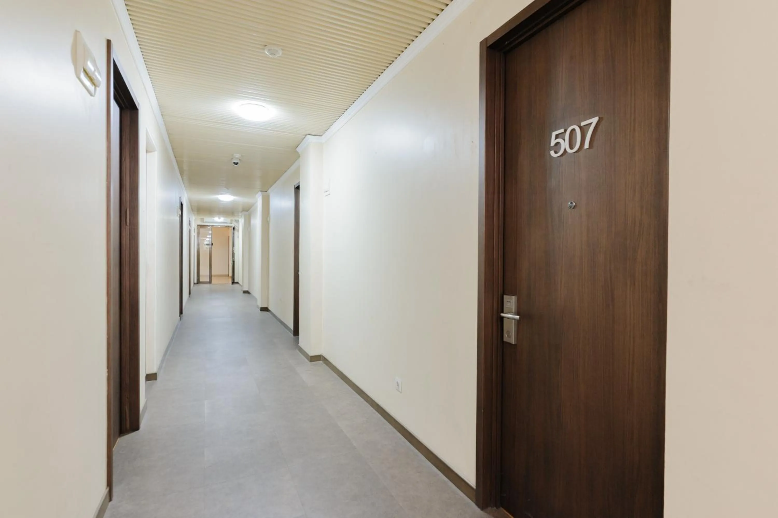 Property building in Sans Vibes Joe Hotel Soekarno Hatta Airport