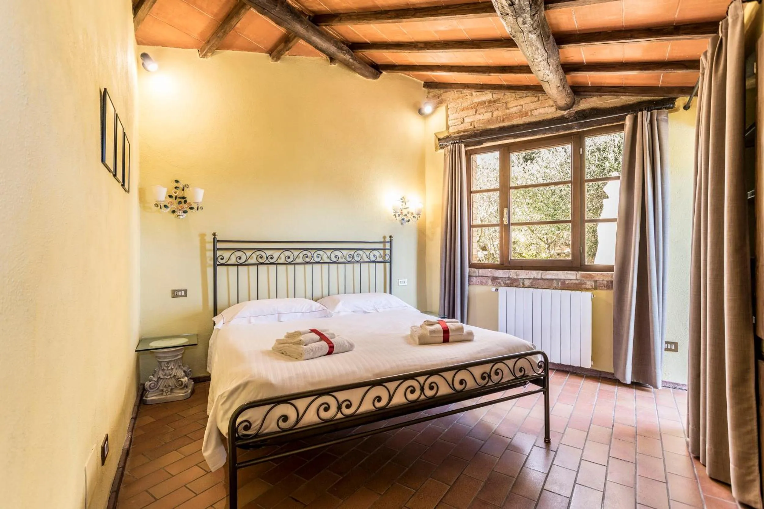 Photo of the whole room, Bed in Borgo Il Poggiaccio Residenza Turistico Alberghiera