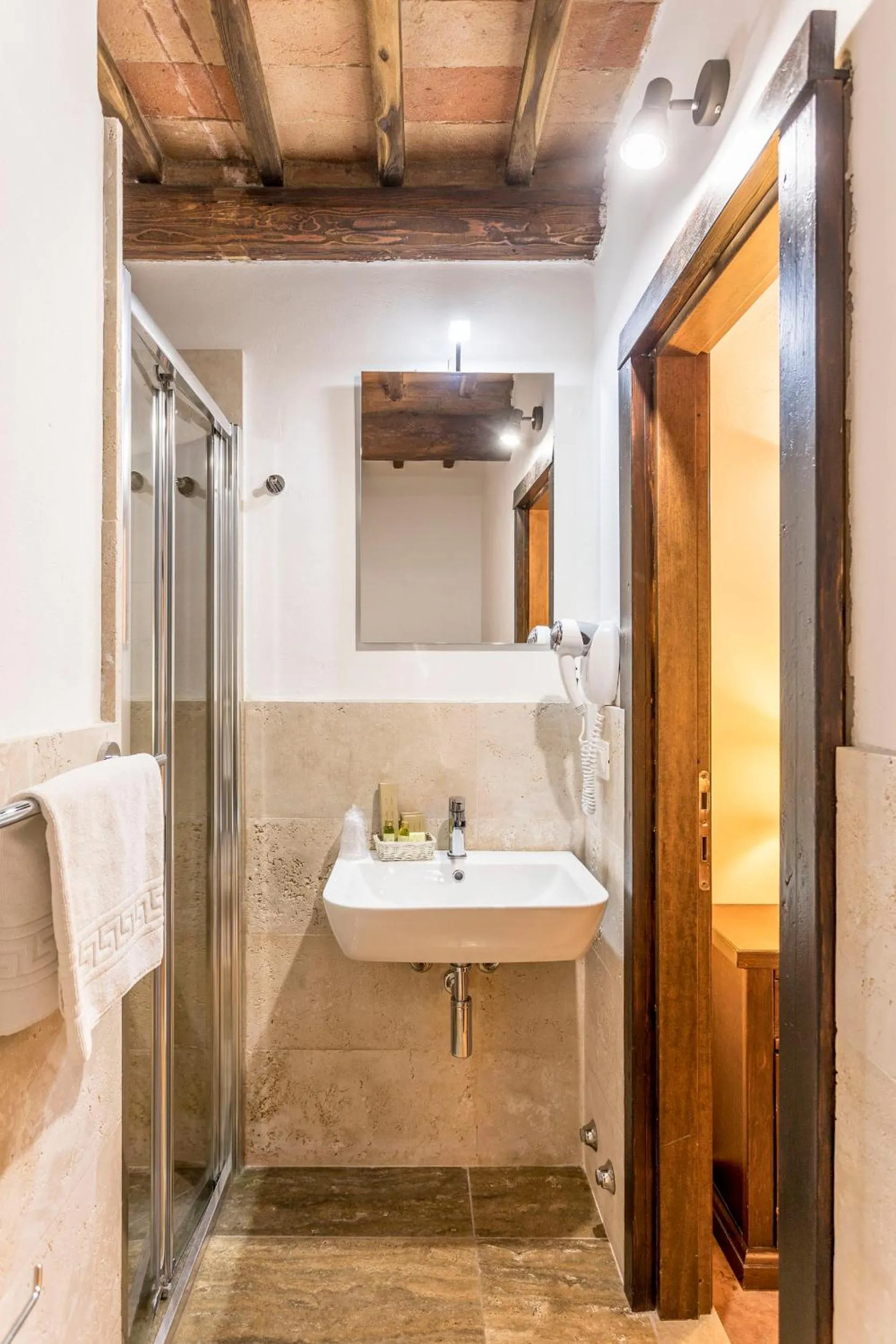 Bathroom in Borgo Il Poggiaccio Residenza Turistico Alberghiera