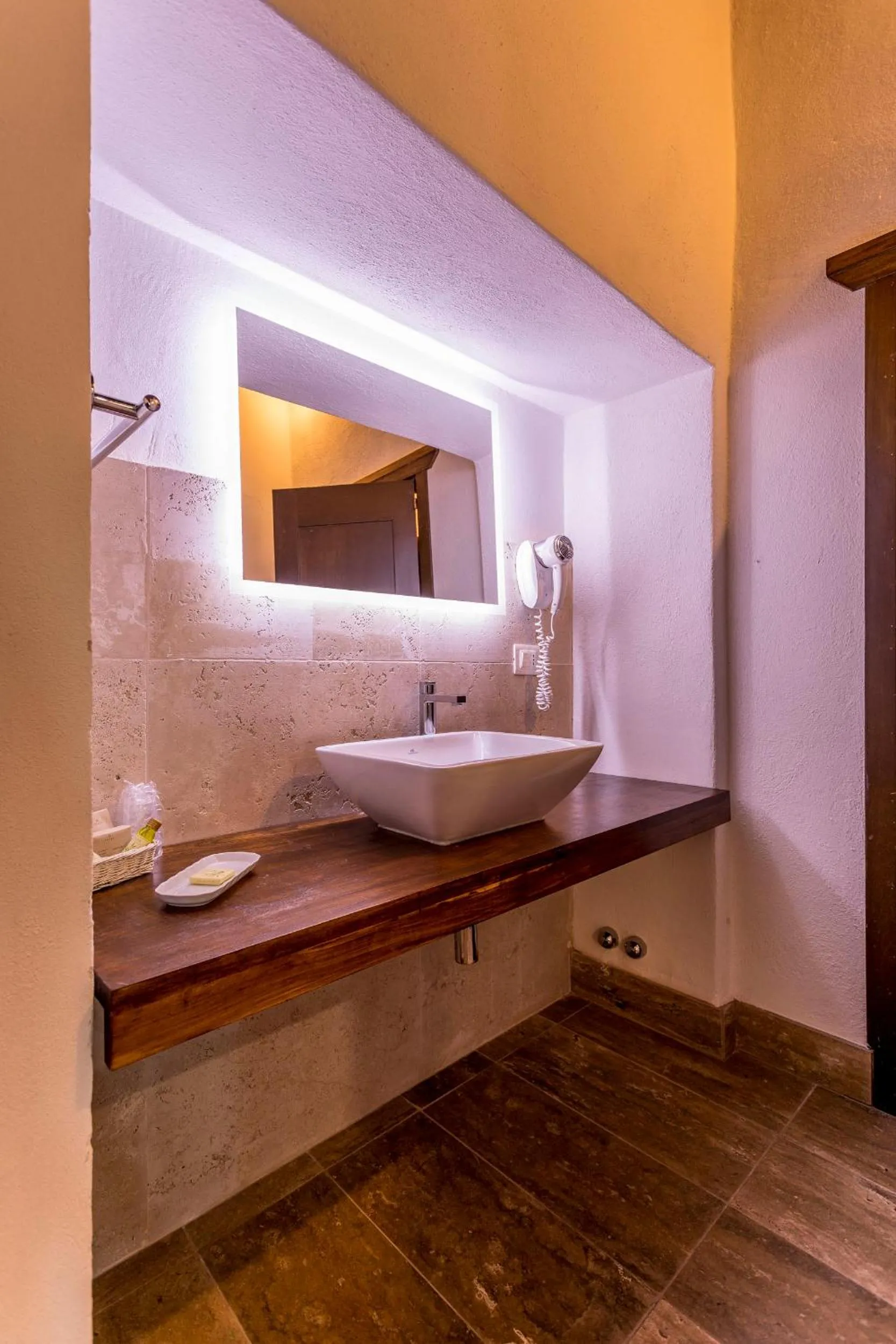 Bathroom in Borgo Il Poggiaccio Residenza Turistico Alberghiera