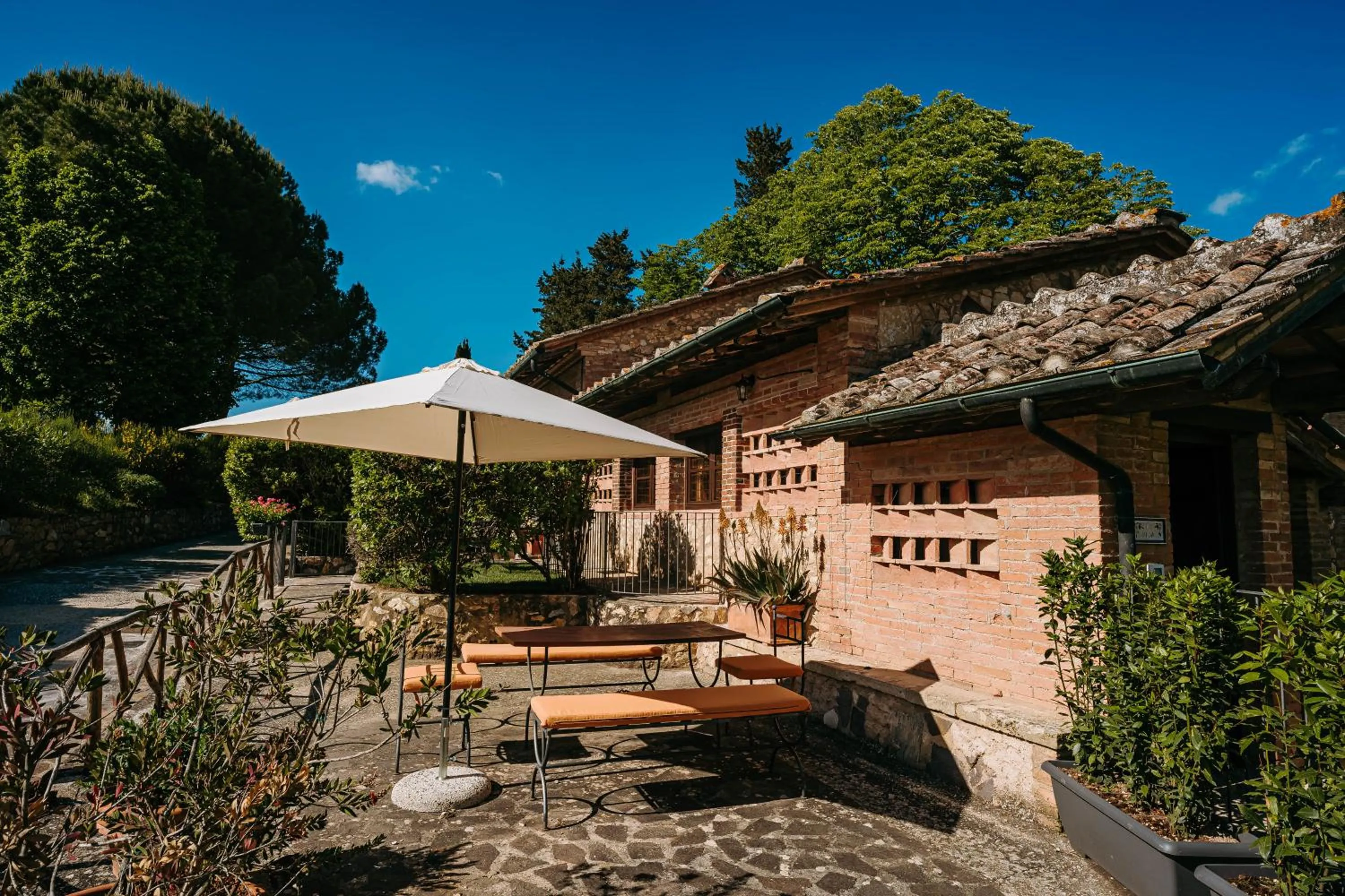 Property building in Borgo Il Poggiaccio Residenza Turistico Alberghiera