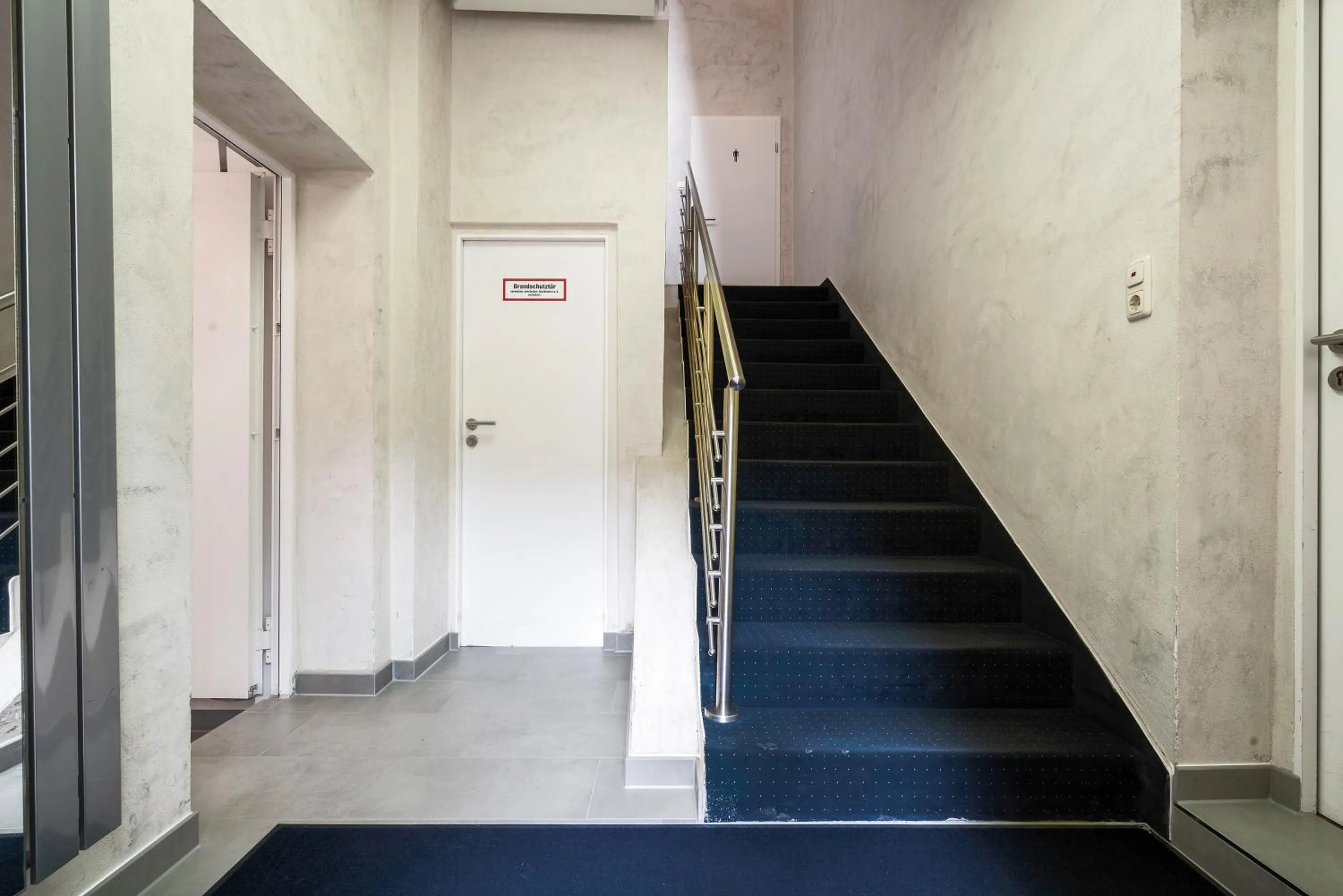 Communal lounge/ TV room in Design Hotel Wiegand