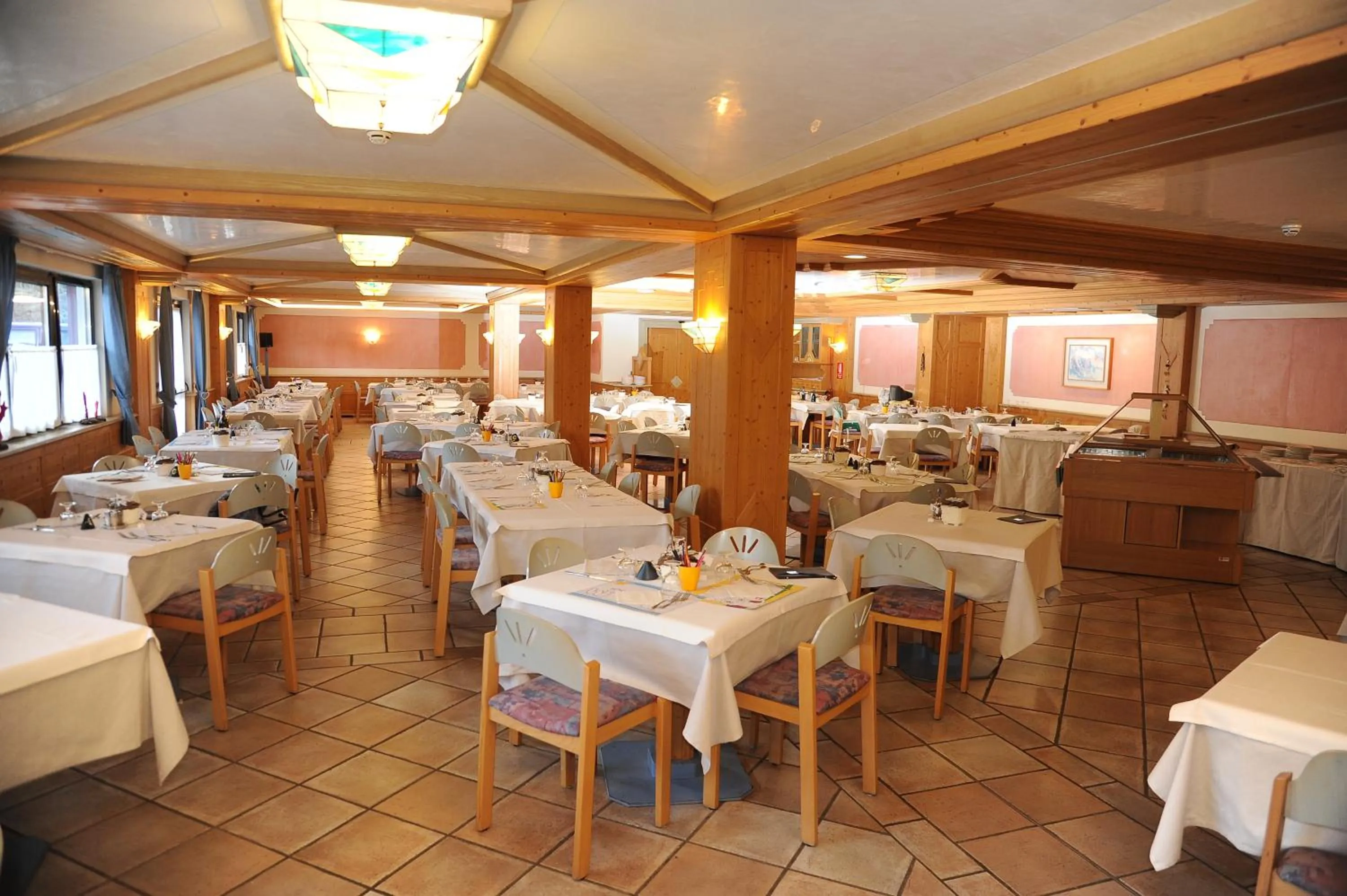 Restaurant/places to eat in Hotel Sole Family Hotel