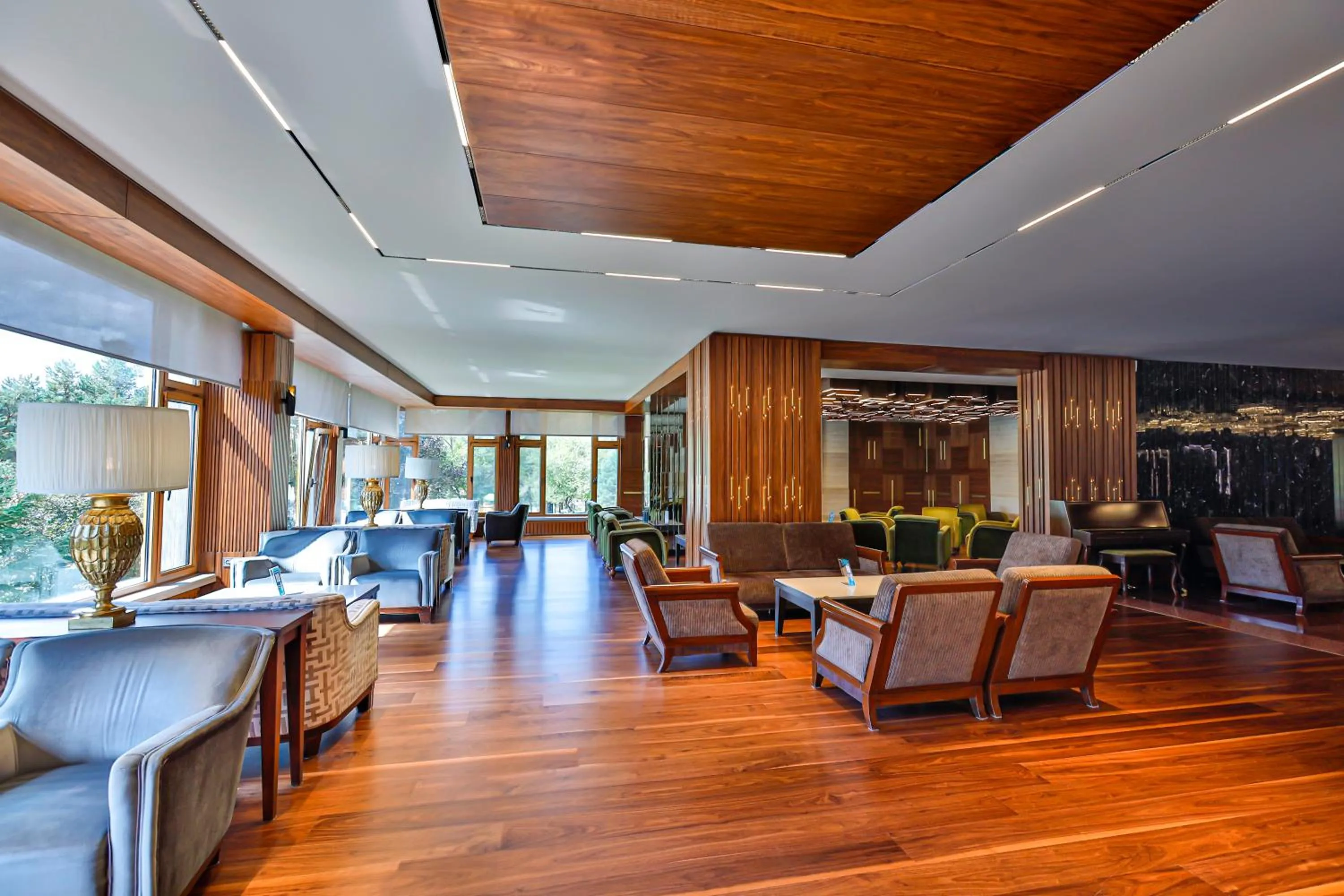 Lobby or reception in Buyuk Abant Hotel