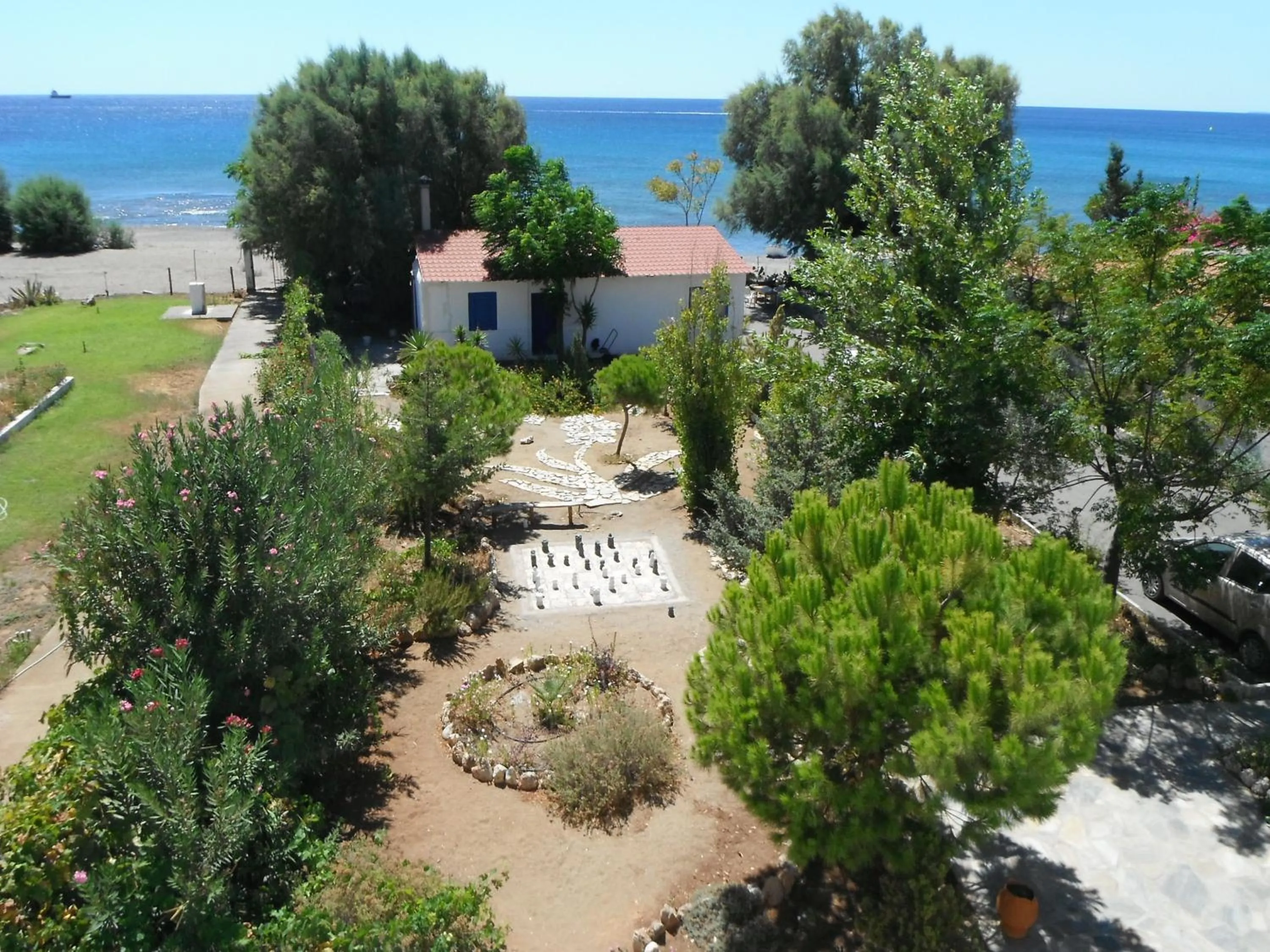 Garden in Mandorla Apartments