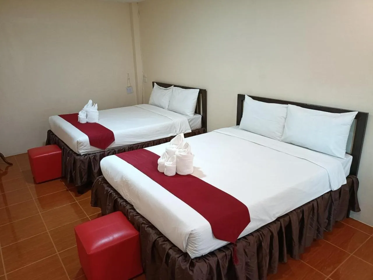 Bed in โรงแรมแอมไอม่อน - Am Amoonds Hotel