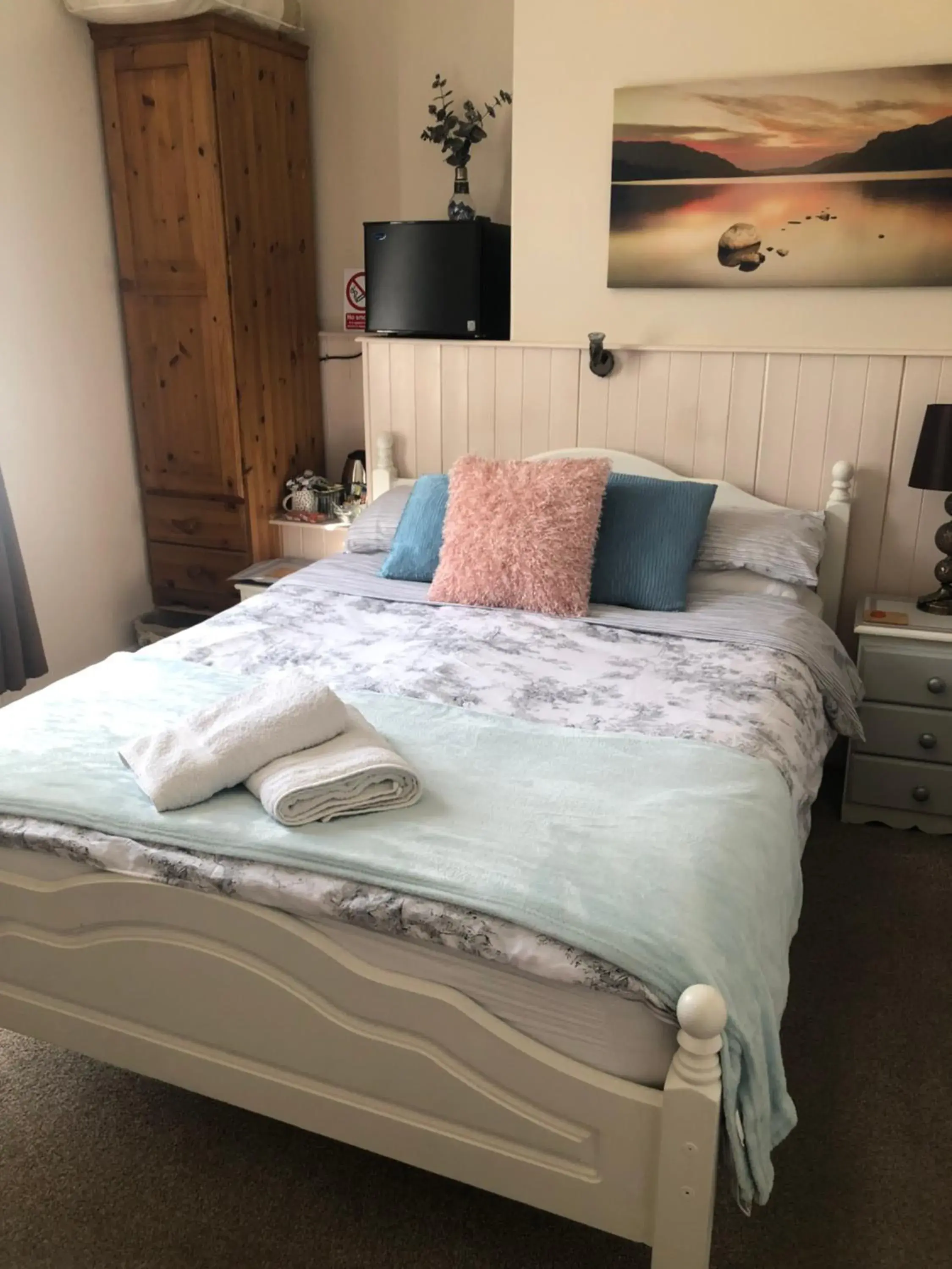 Double Room - single occupancy - First Floor in Cornubia Guest House Double Room - single occupancy - First Floor in Cornubia Guest House