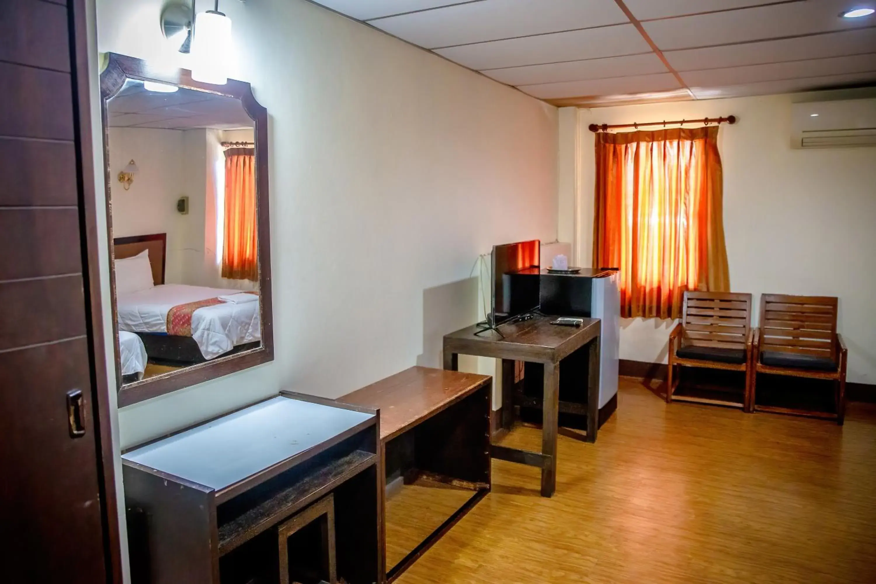 Bed in Lukmuang 2 Hotel Bed in Lukmuang 2 Hotel