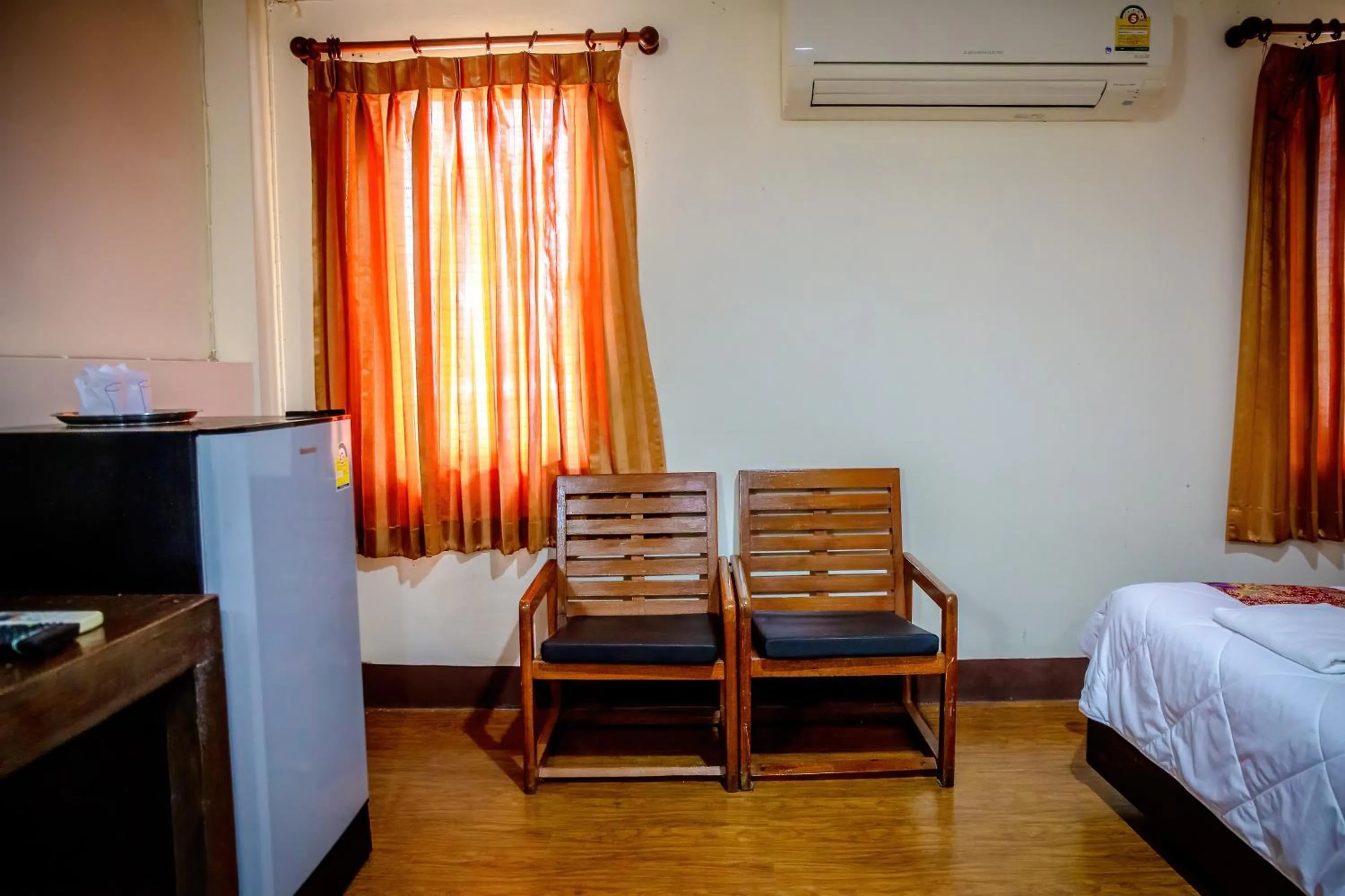 Bed in Lukmuang 2 Hotel