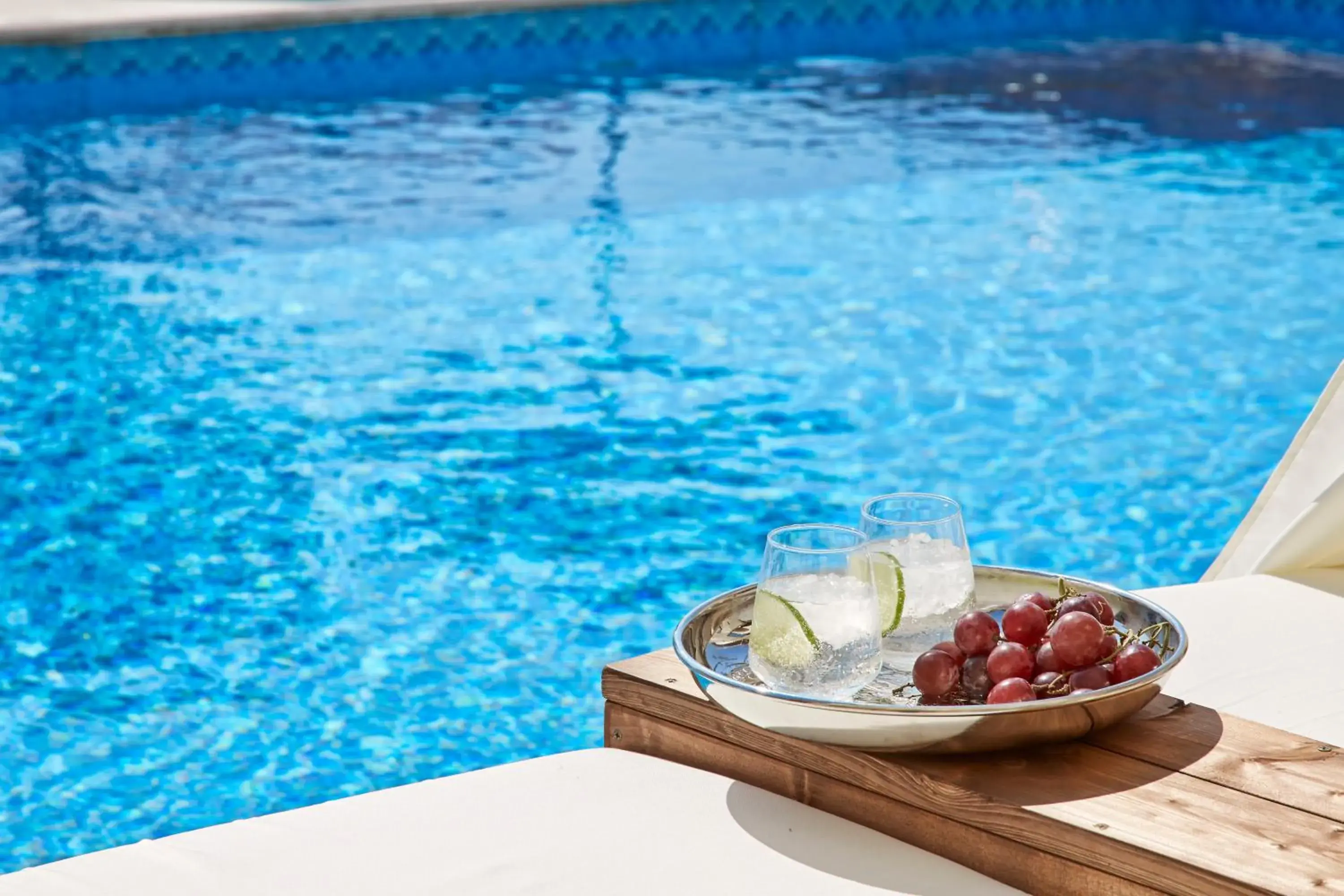 Swimming pool in Skiathos Living Swimming pool in Skiathos Living