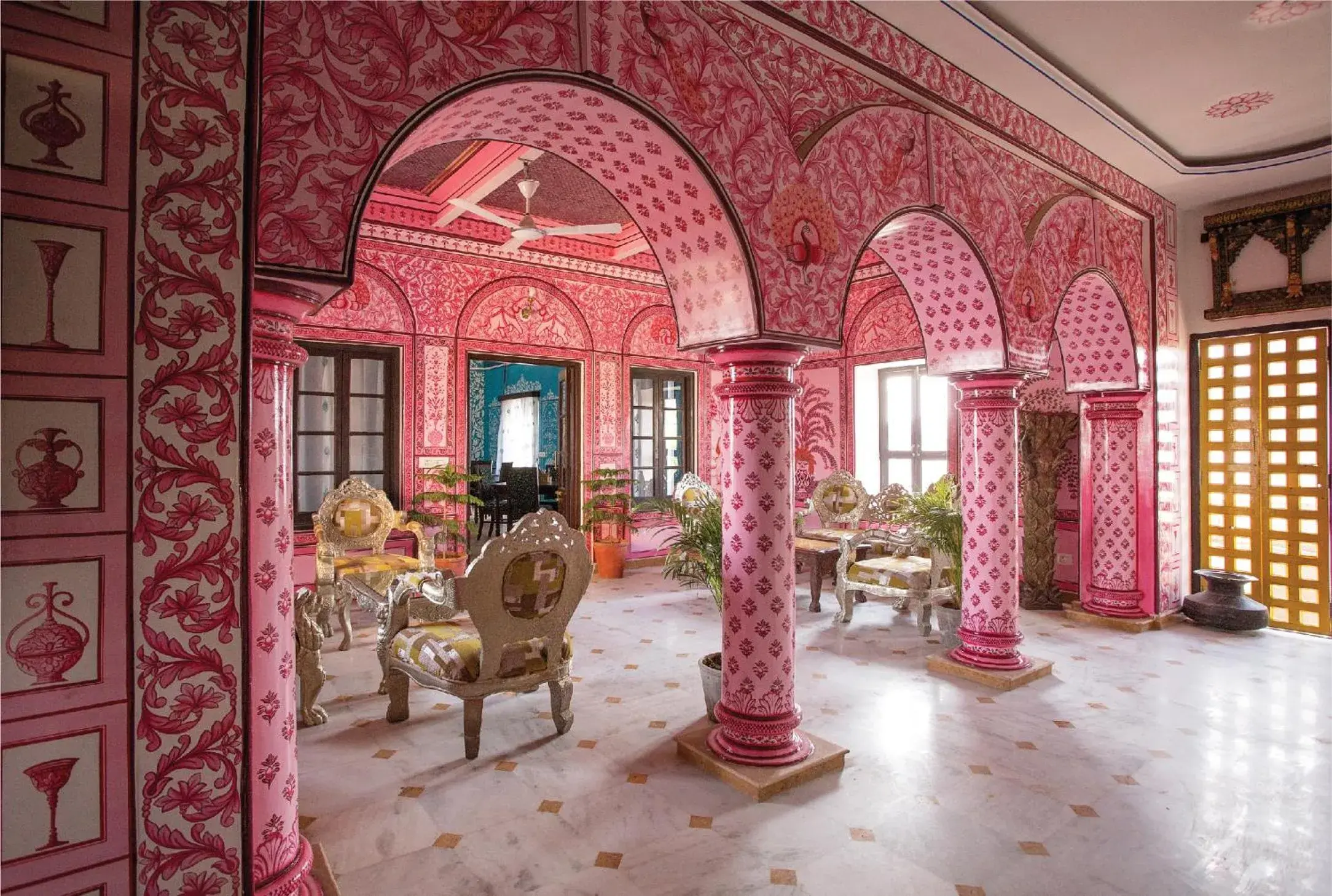 Lounge or bar in Bloom Boutique l Lake Pichola Lounge or bar in Bloom Boutique l Lake Pichola