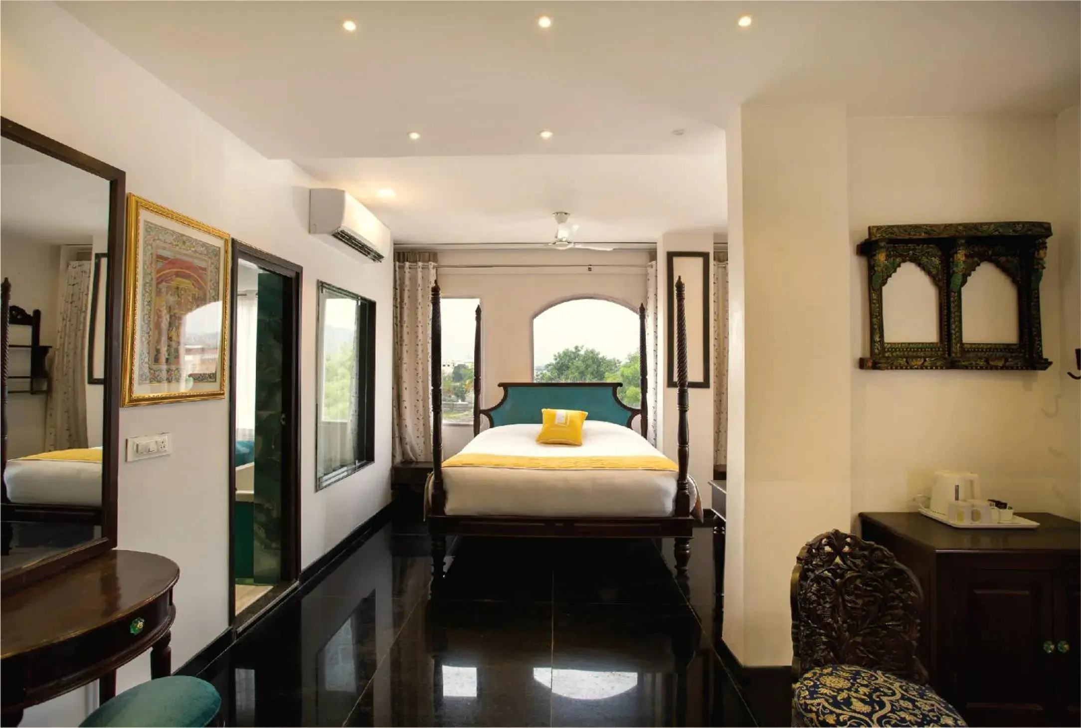 Photo of the whole room, Bed in Bloom Boutique l Lake Pichola Photo of the whole room, Bed in Bloom Boutique l Lake Pichola