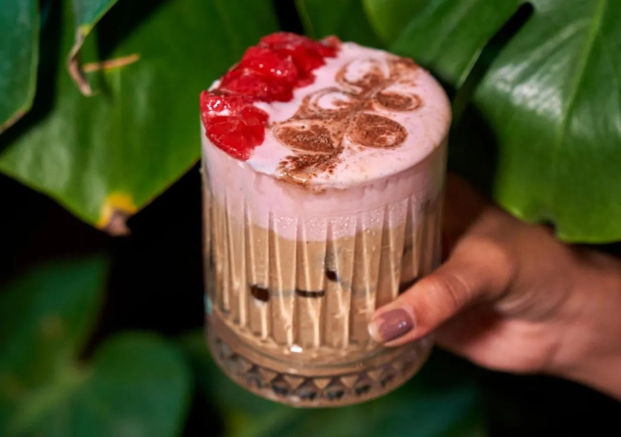 Food and drinks in Bloom Boutique l Lake Pichola