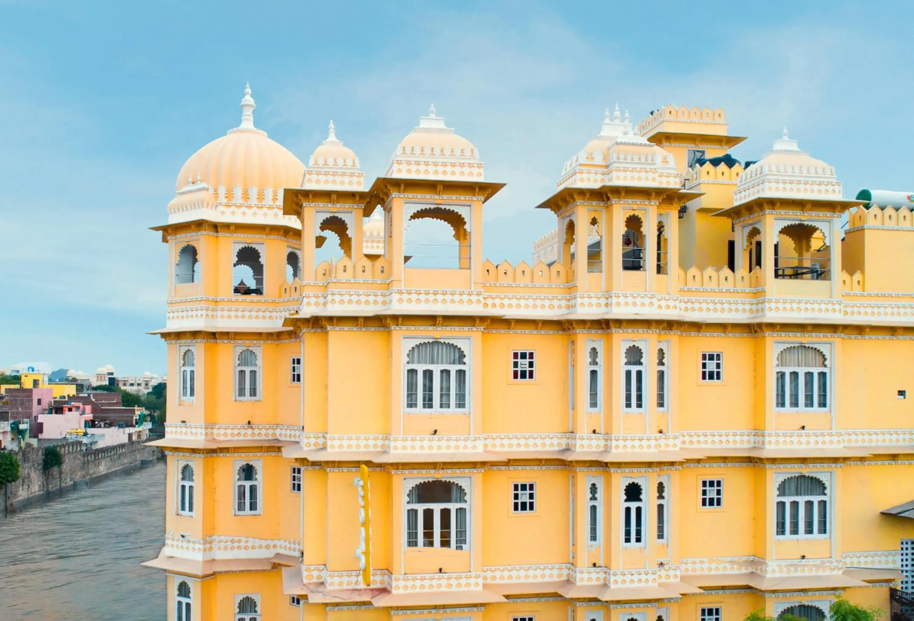 Property building in Bloom Boutique l Lake Pichola Property building in Bloom Boutique l Lake Pichola