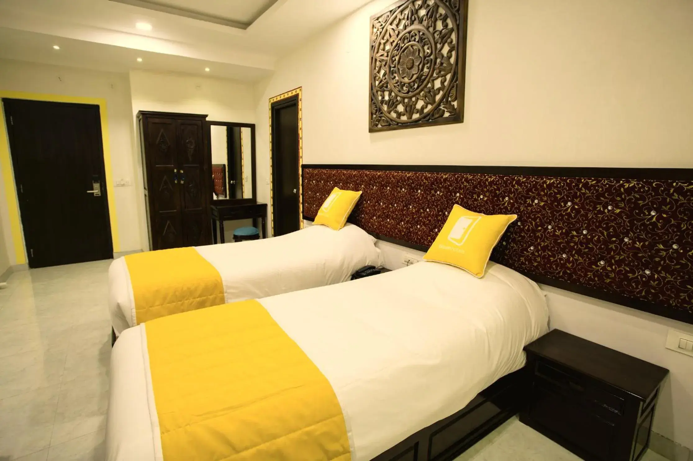 Heritage Twin in Bloom Boutique l Lake Pichola Heritage Twin in Bloom Boutique l Lake Pichola
