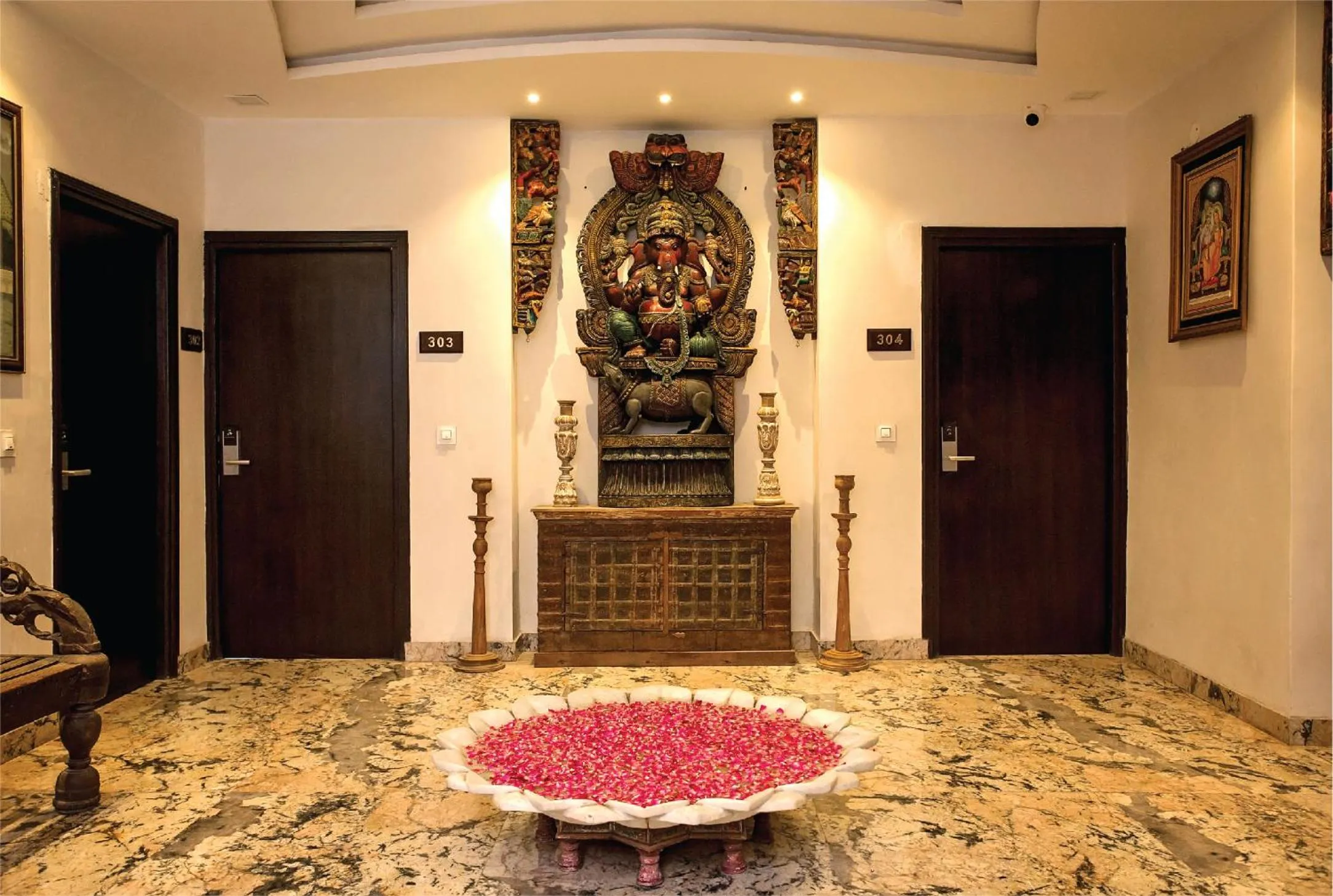 Area and facilities in Bloom Boutique l Lake Pichola