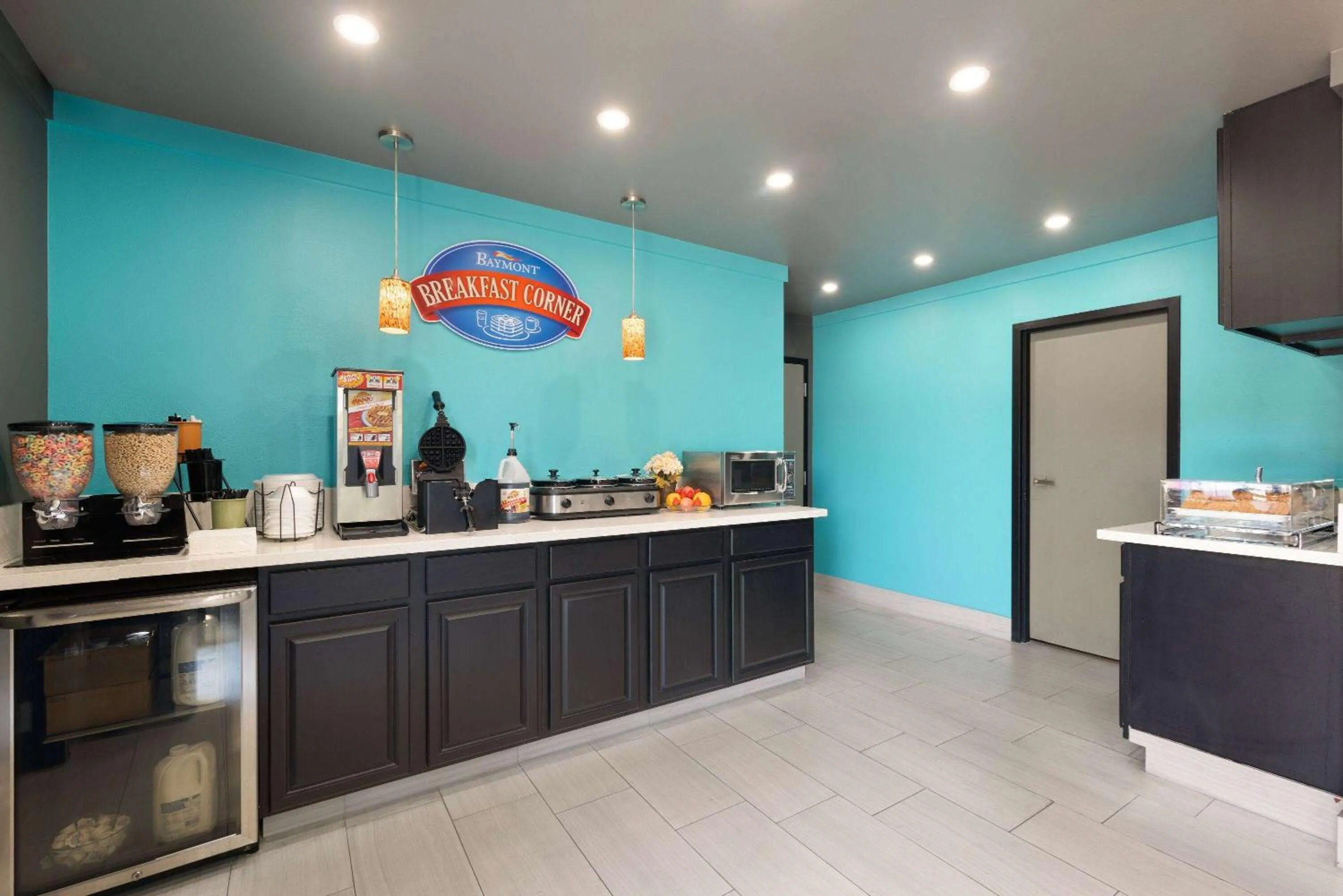 Breakfast in Baymont by Wyndham Branson Thousand Hills