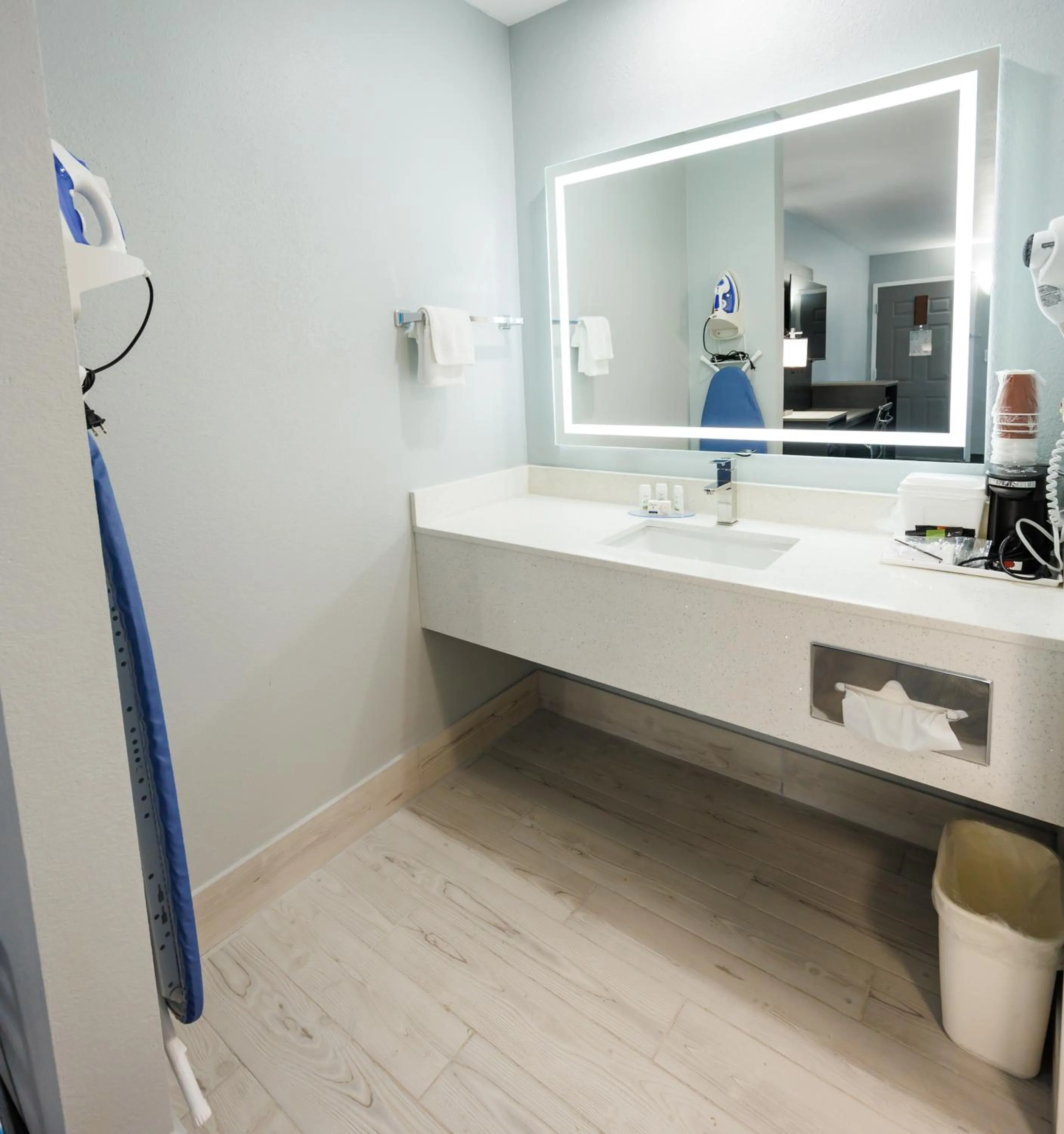 Bathroom in Baymont by Wyndham Branson Thousand Hills