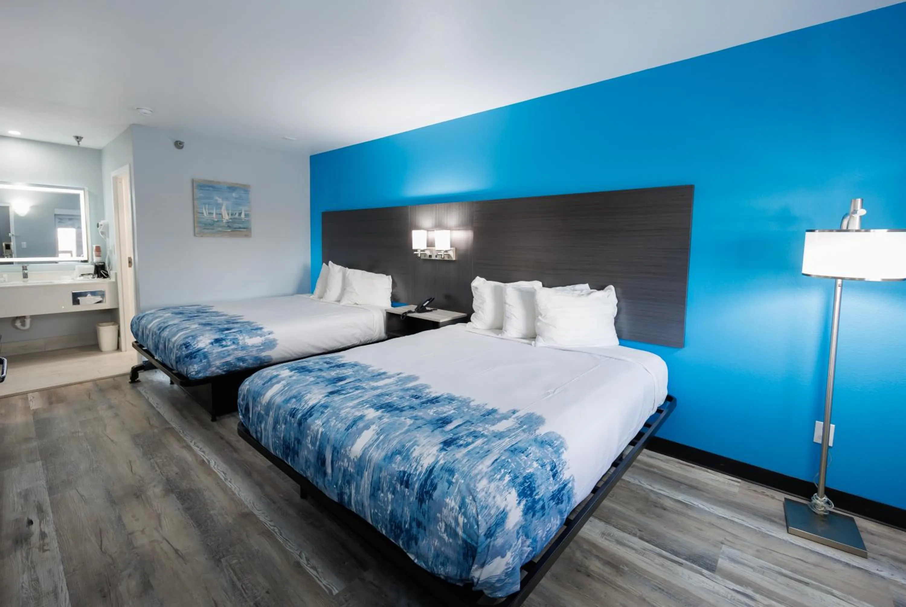 Bed in Baymont by Wyndham Branson Thousand Hills