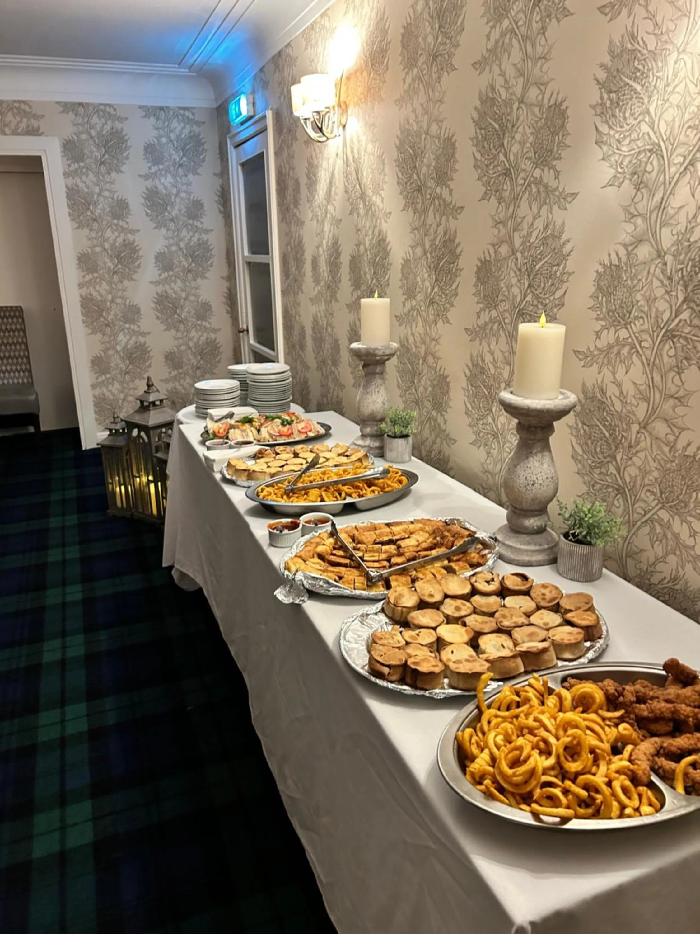 Food in Crookston Hotel