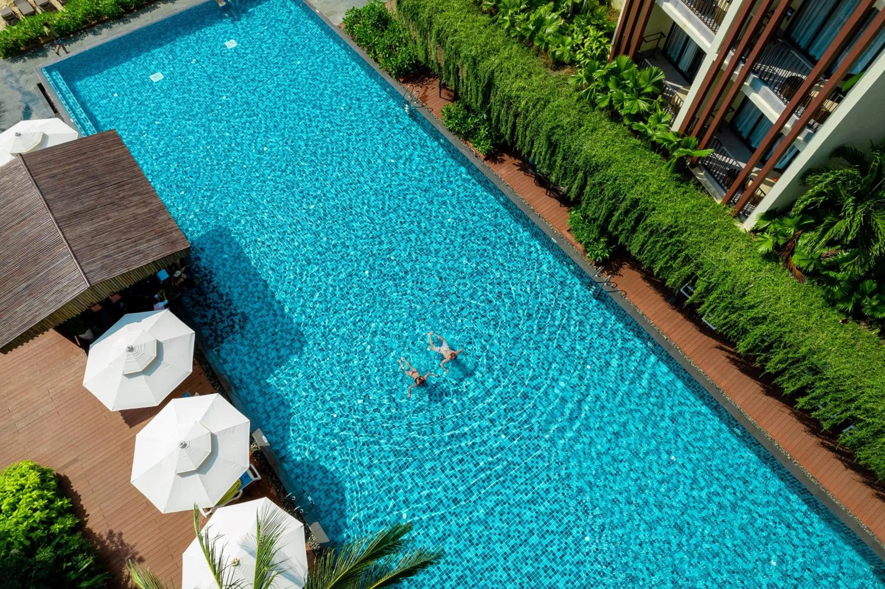 Swimming pool in Dusit Princess Moonrise Beach Resort