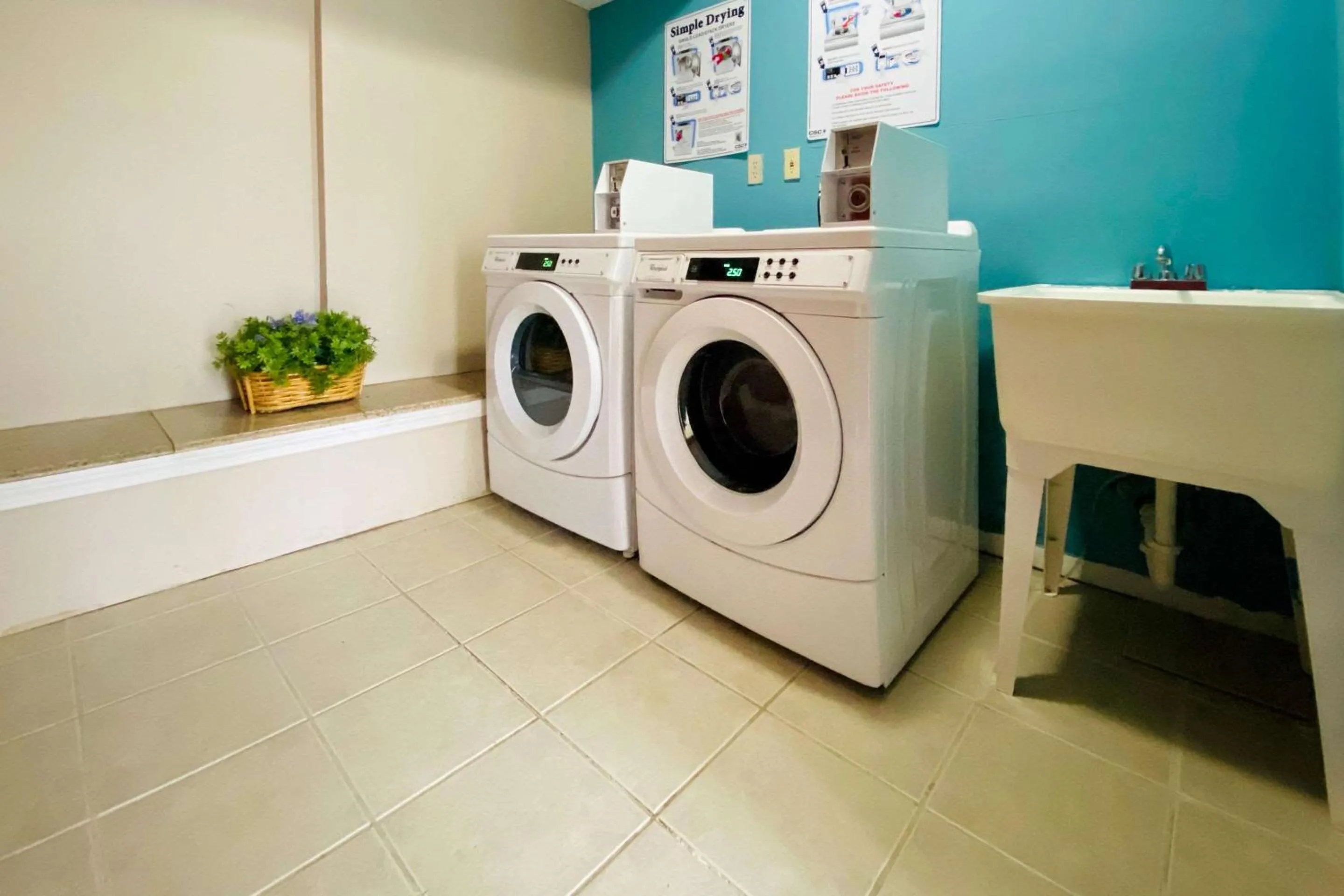 Other in Econo Lodge Inn & Suites Old Saybrook - Westbrook