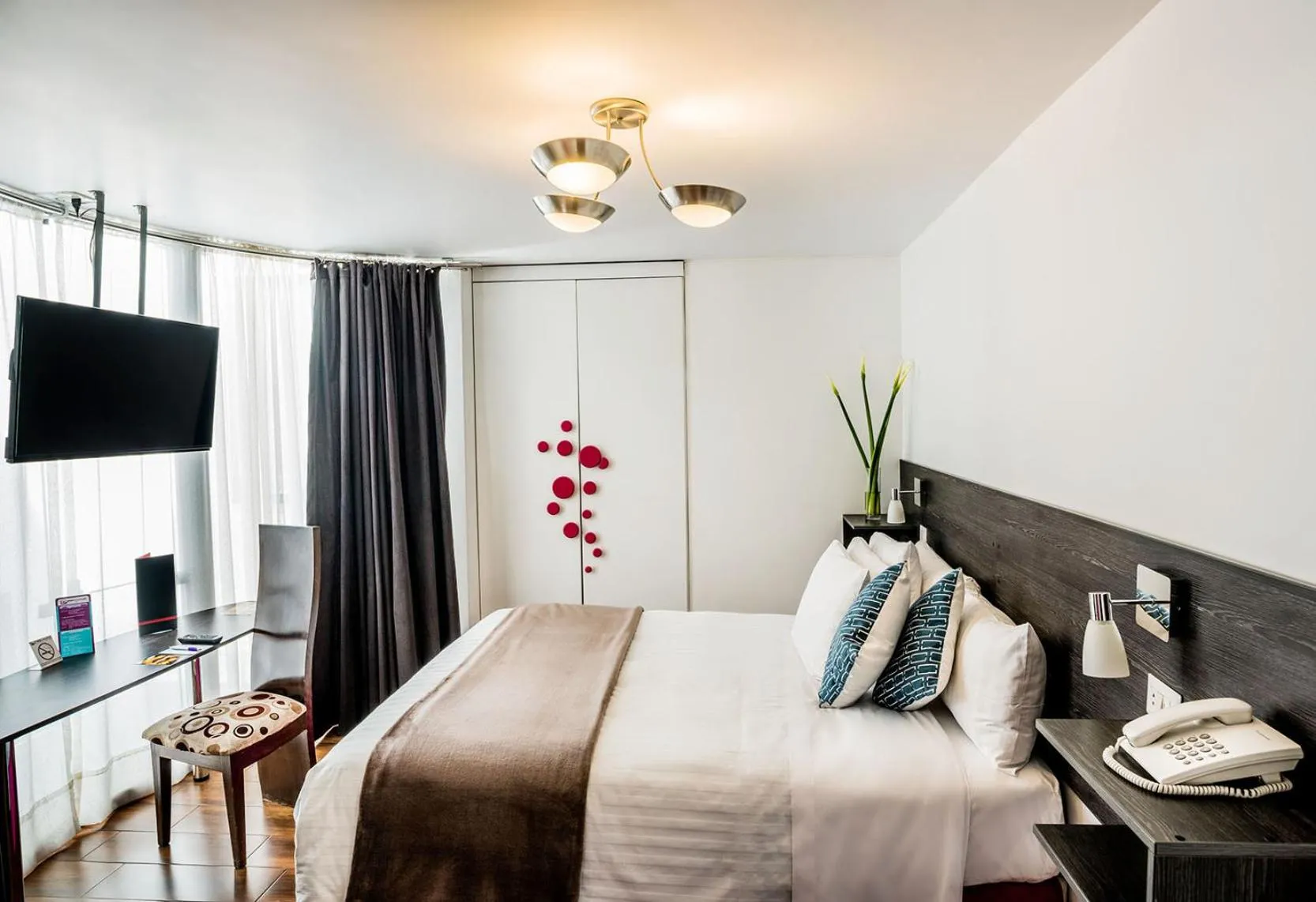 Photo of the whole room, Bed in Dreams Hotel Boutique