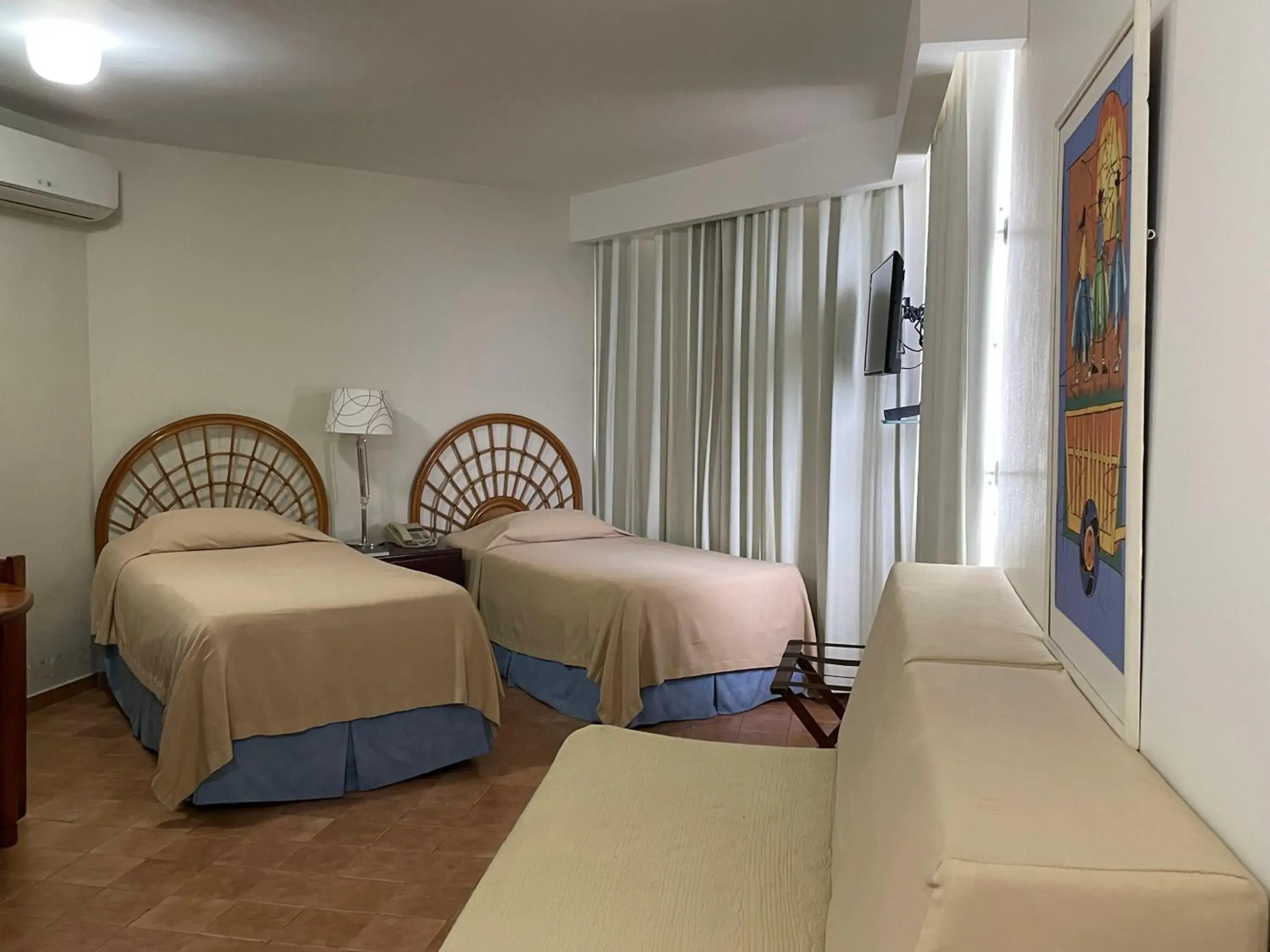 Standard Double Room in Aparta Hotel Plaza del Sol Standard Double Room in Aparta Hotel Plaza del Sol