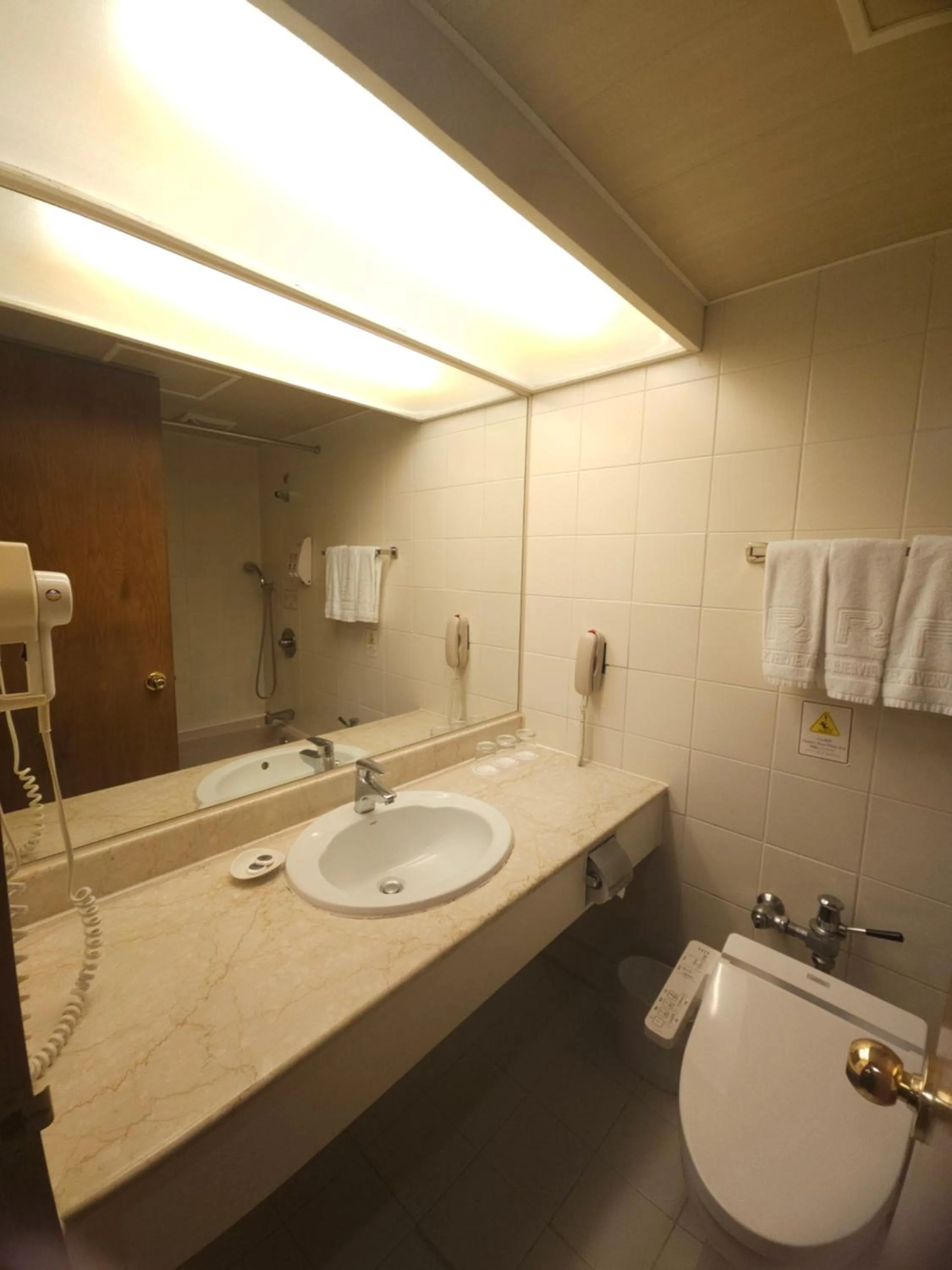 Hotel Riverview Taipei