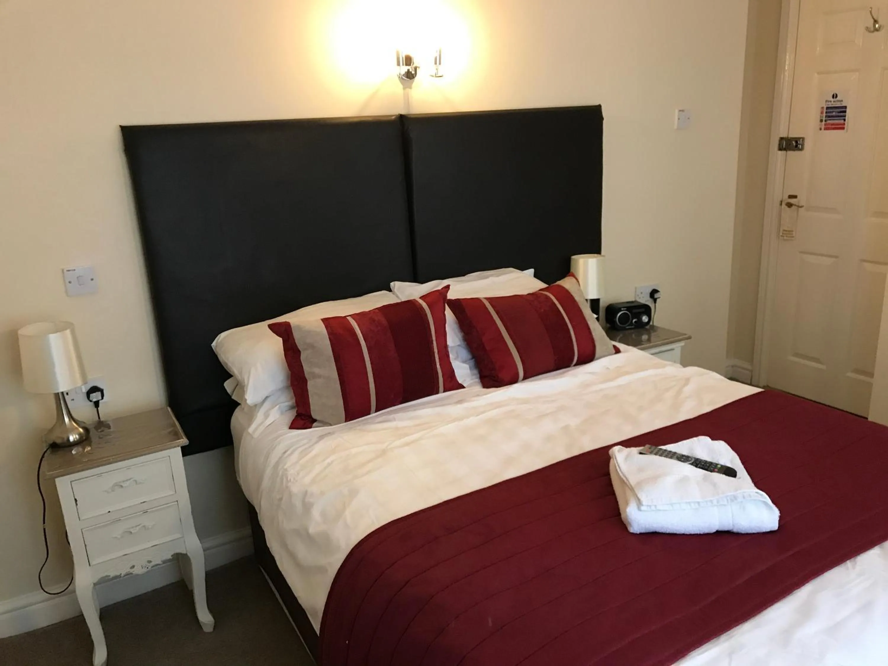 Bed in Clayhanger Guest House