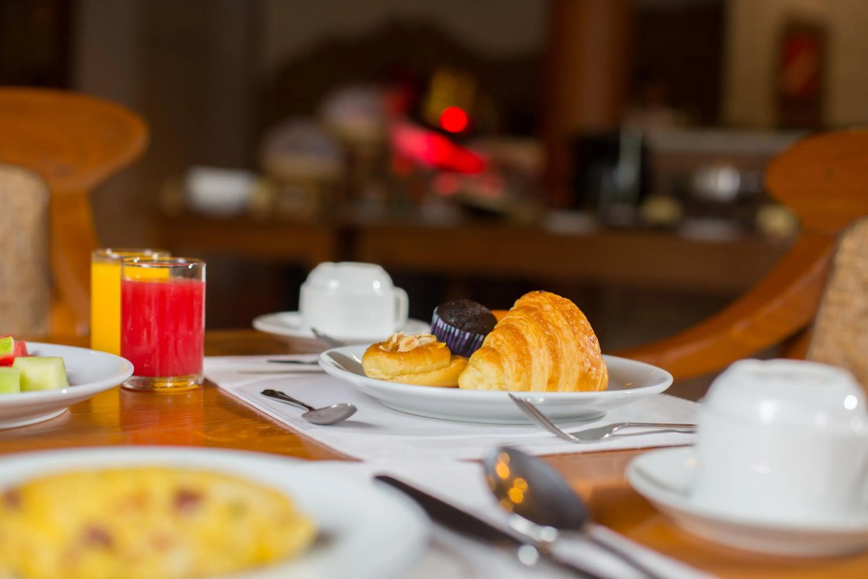 Breakfast in The Hotel @ Tharabar Gate