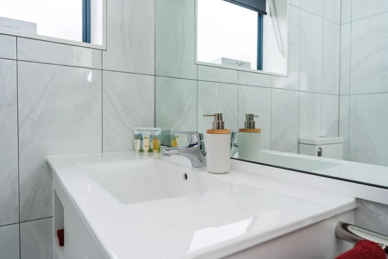 Bathroom in Aubyn Court Spa Motel