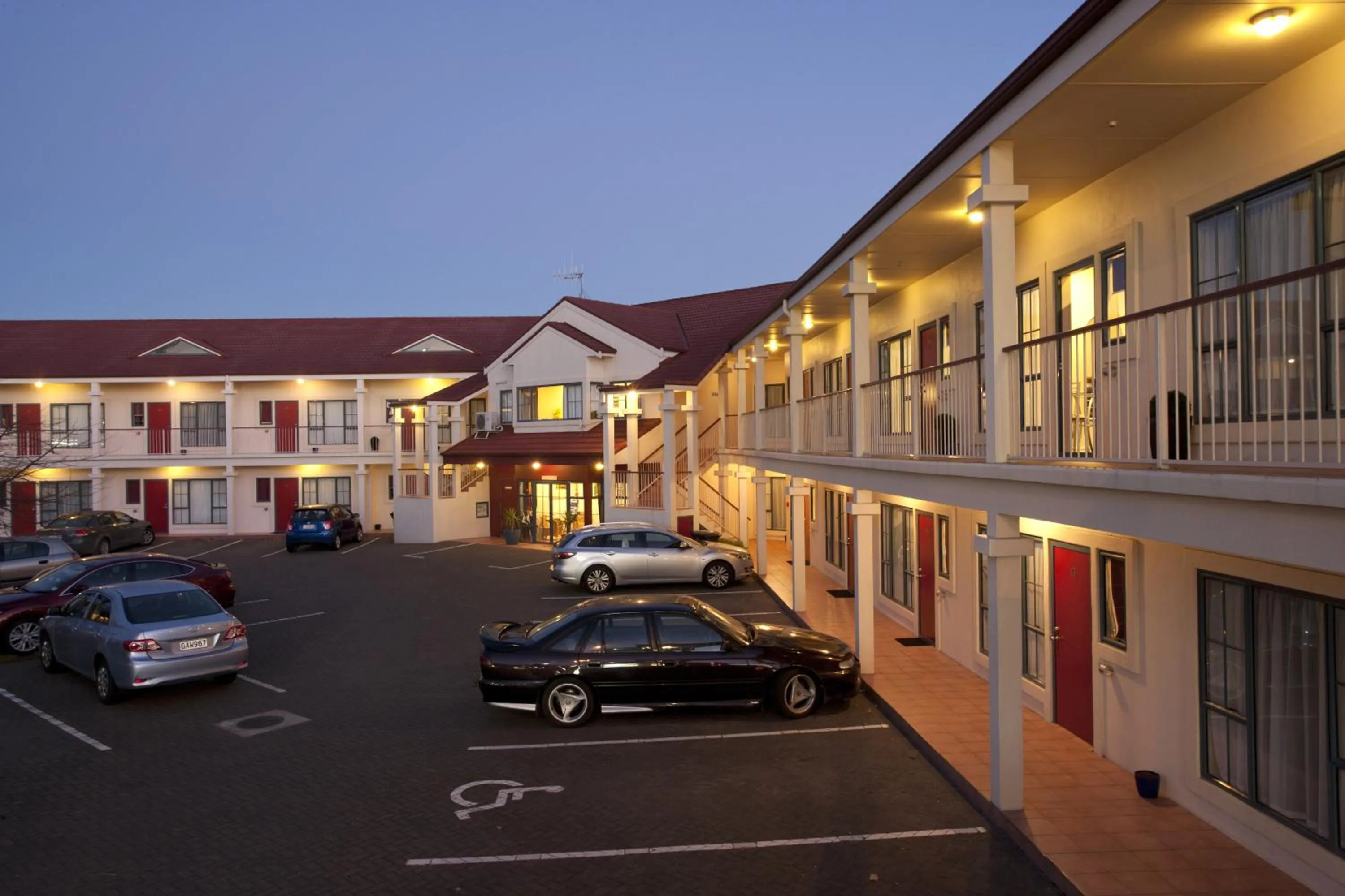 Facade/entrance in Aubyn Court Spa Motel