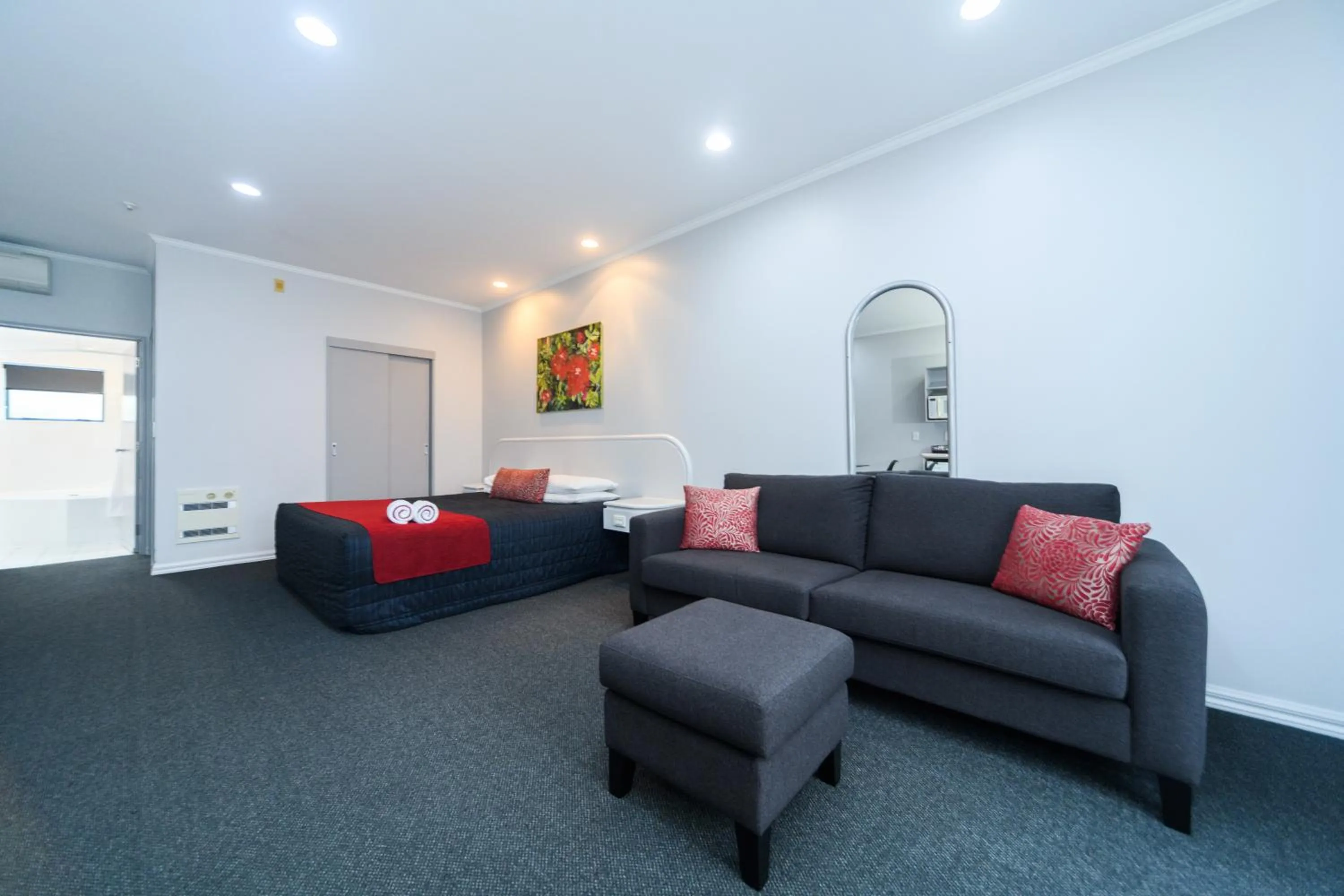 Living room in Aubyn Court Spa Motel