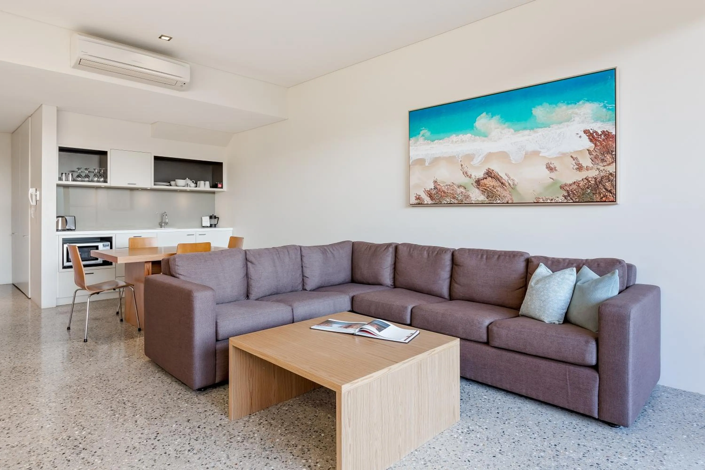 Living room in Smiths Beach Resort