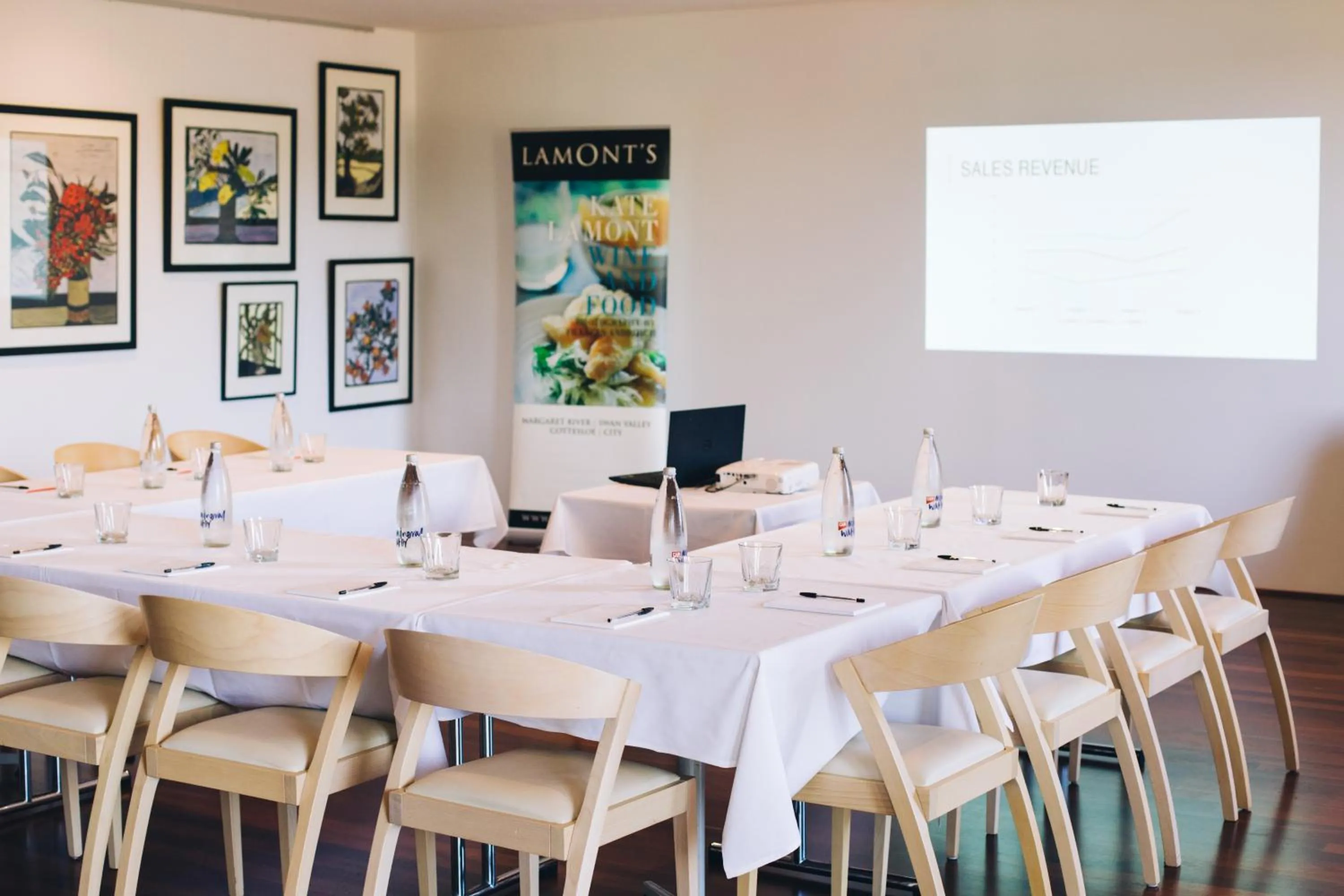 Banquet/Function facilities in Smiths Beach Resort