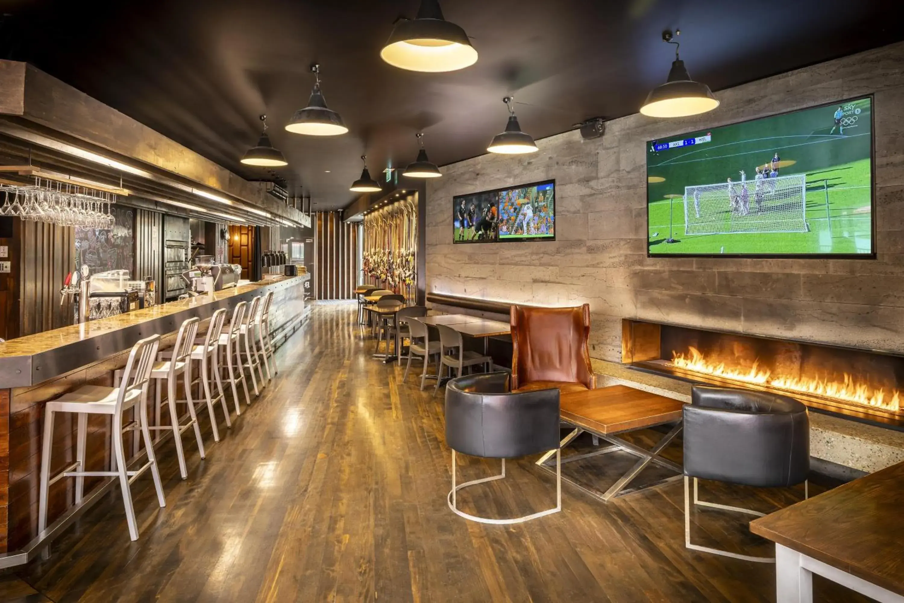 Restaurant/places to eat in Hilton Queenstown Resort & Spa Restaurant/places to eat in Hilton Queenstown Resort & Spa