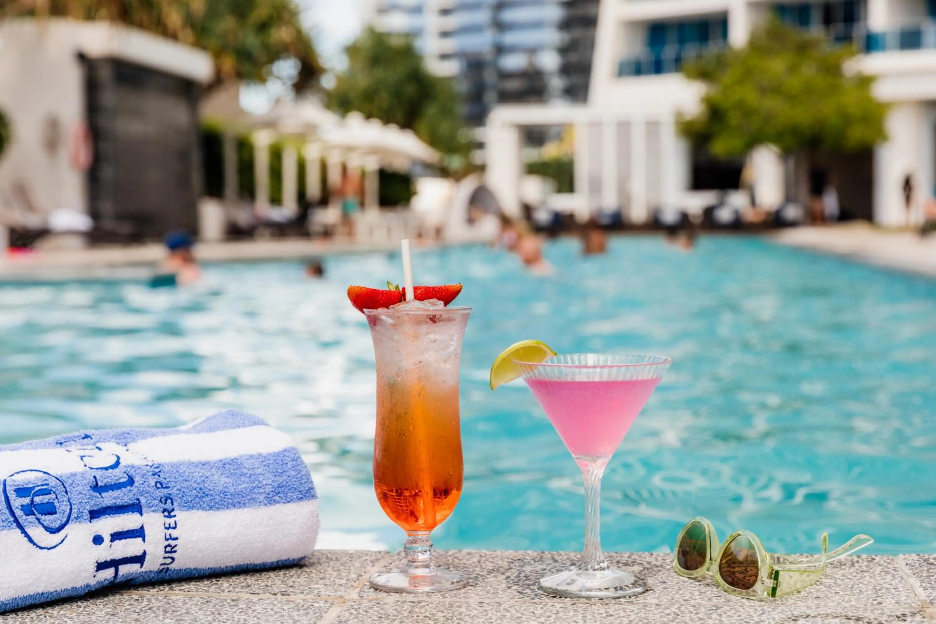 Swimming pool in Hilton Surfers Paradise Hotel & Residences
