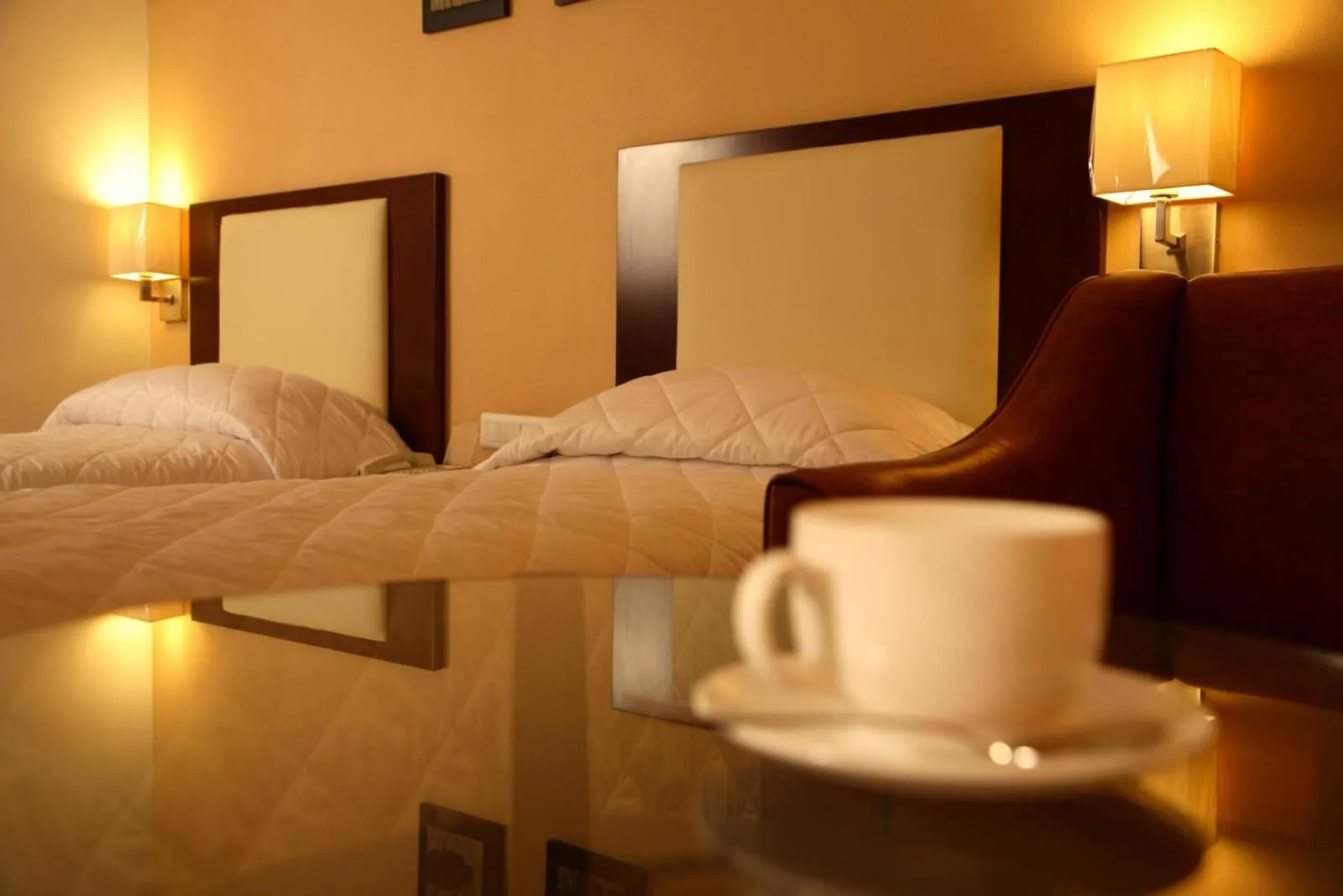 Food and drinks, Bed in Grand Gardenia