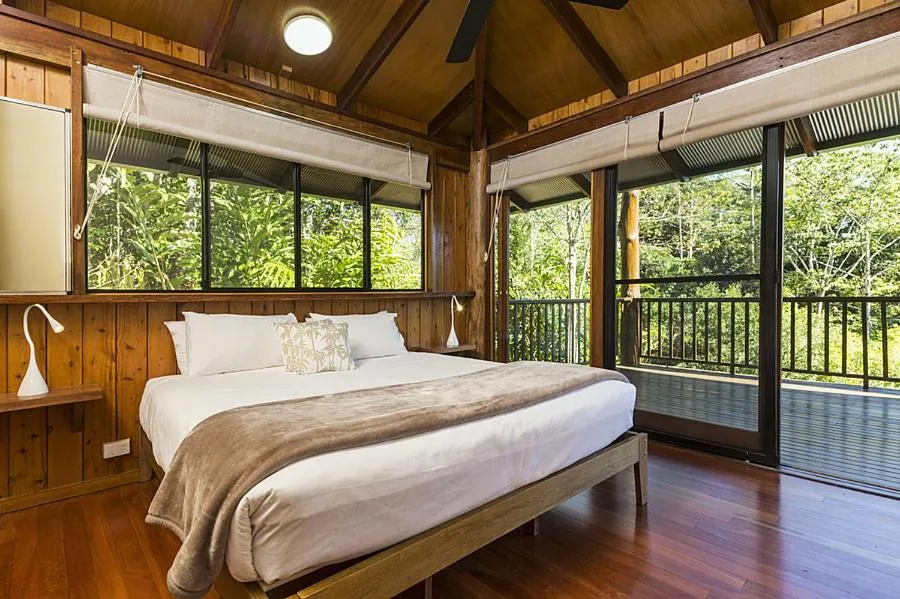 Bed in Rose Gums Wilderness Retreat