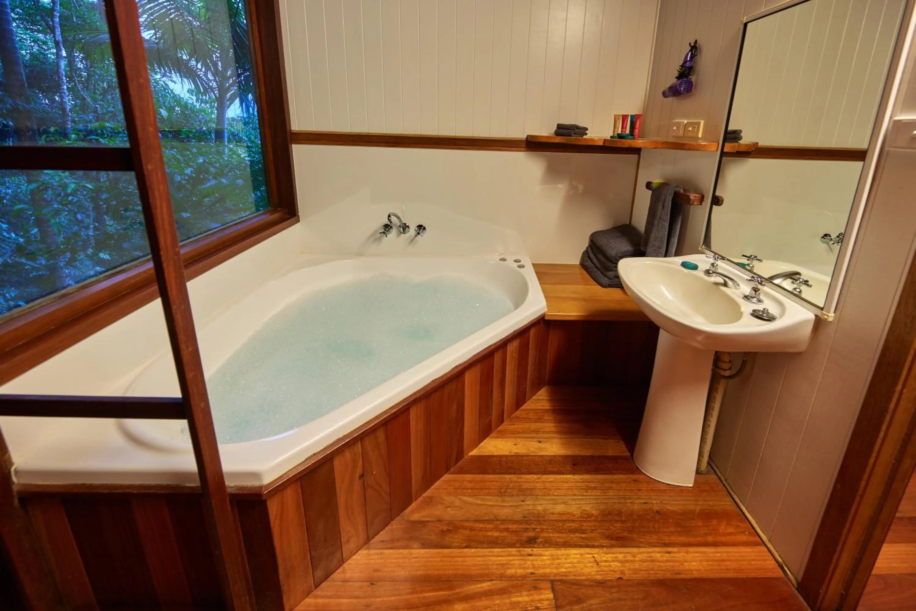 Bathroom in Rose Gums Wilderness Retreat