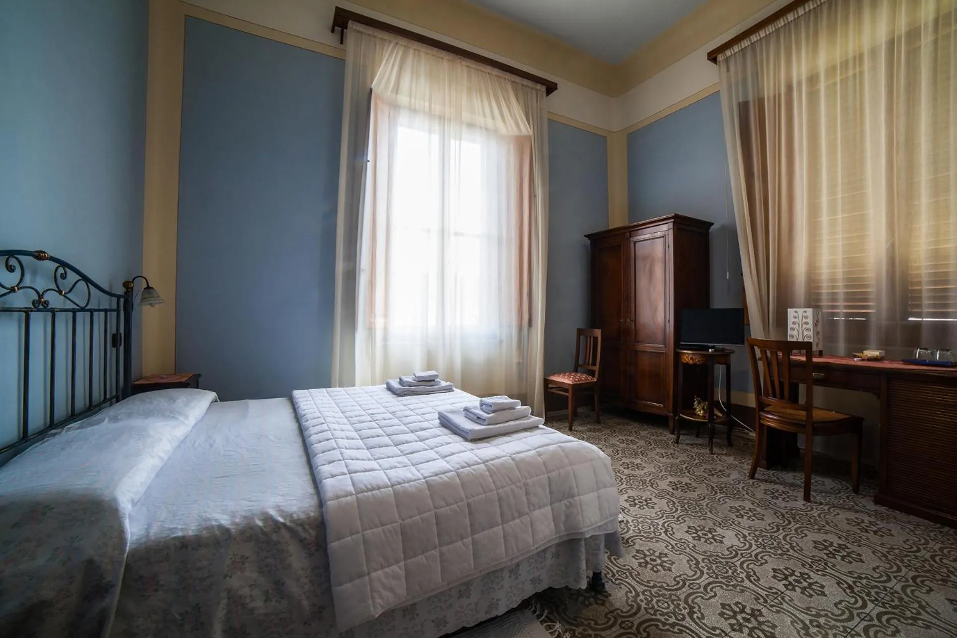 Bed in Villa Moorings